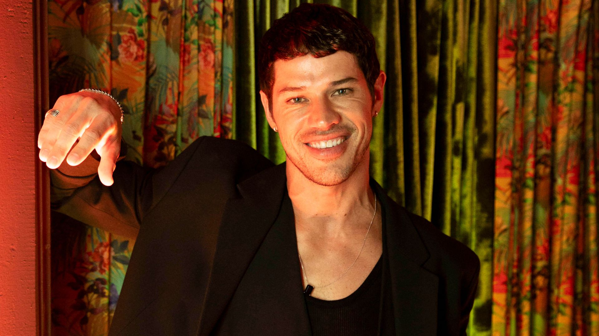 José Loreto volta ao ar em nova novela das seis: “Sou disputado”