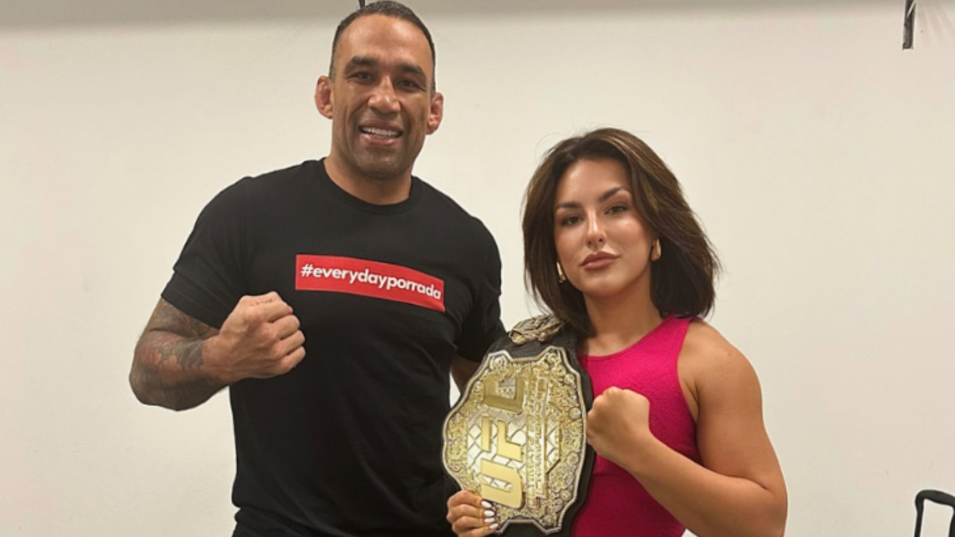 Kéfera assume o comando de programa sobre o universo da luta