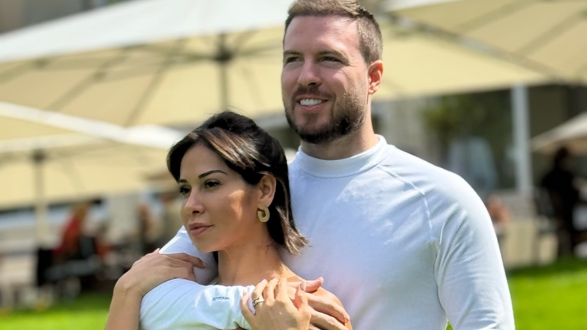 De volta às redes sociais, Maíra Cardi mostra viagem com o marido