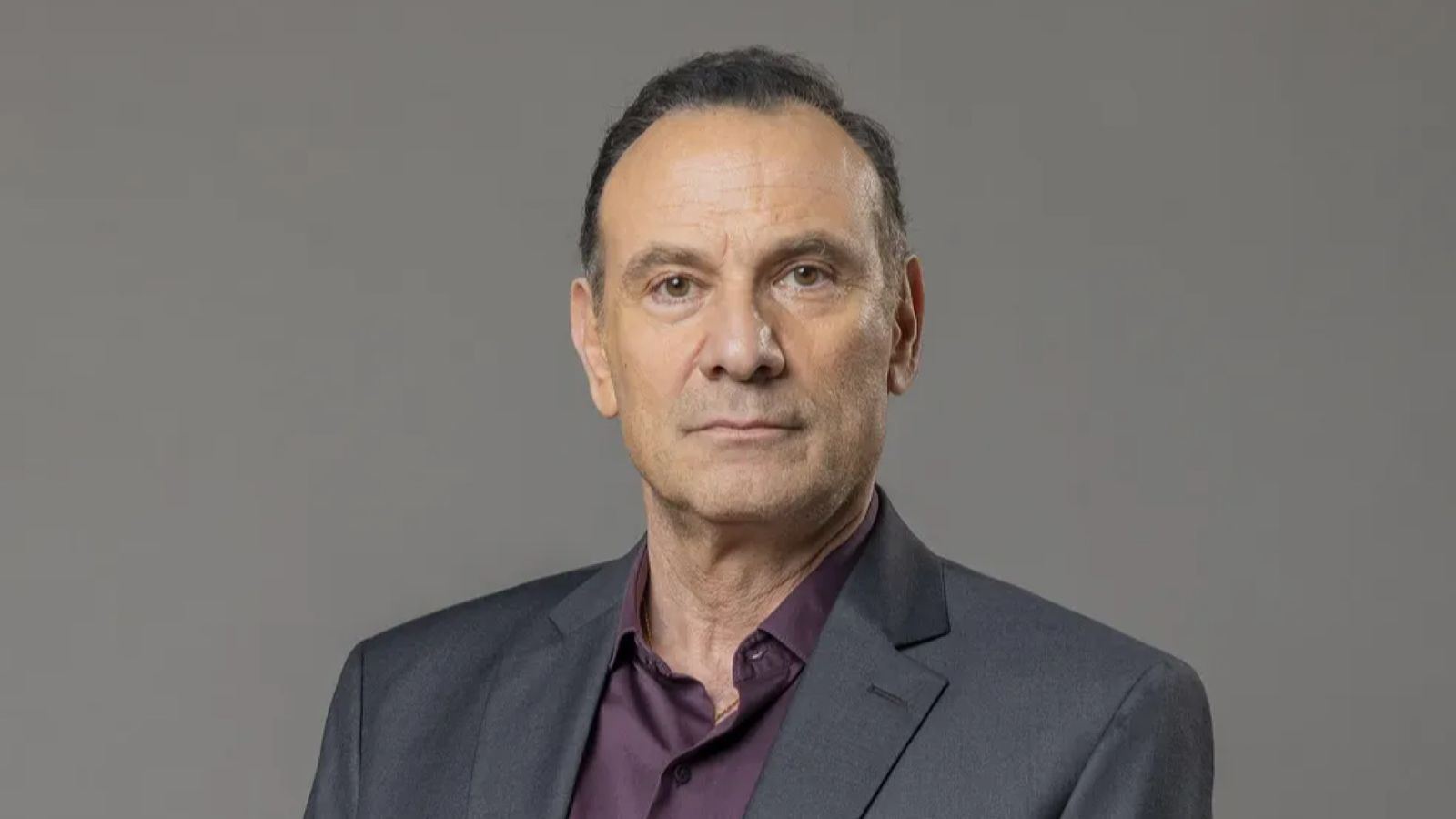 Marco Ricca sobre político corrupto em Justiça 2: ‘Não é muito distante do que a gente acompanha’