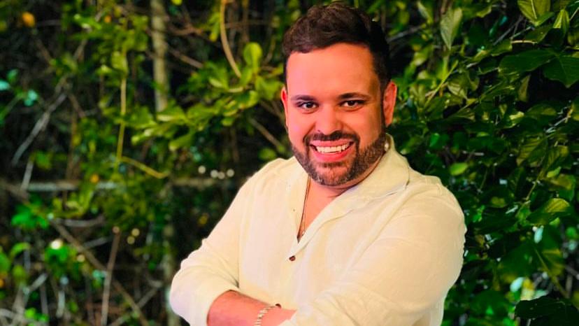 Equipe de Michel, do BBB 24, expõe que brother está com problemas financeiros