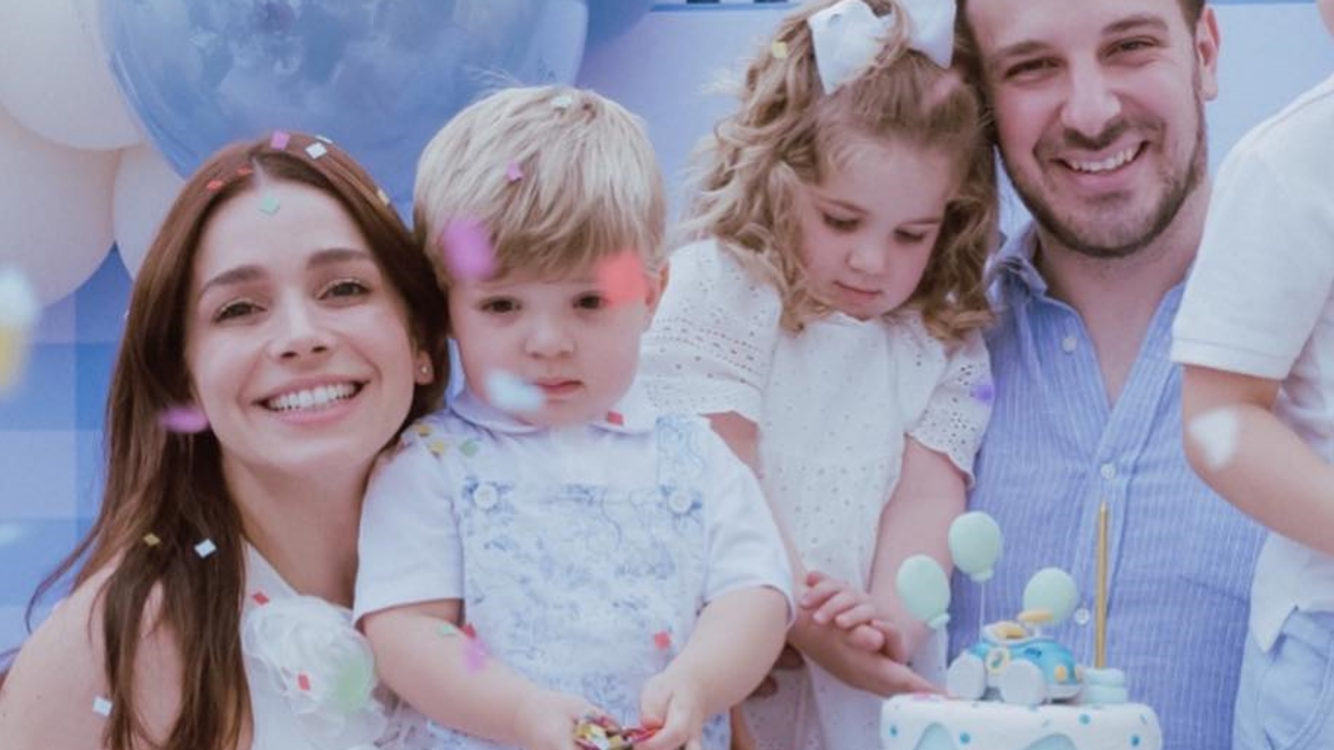 Em Dubai, Sabrina Petraglia comemora aniversário do filho caçula com festão