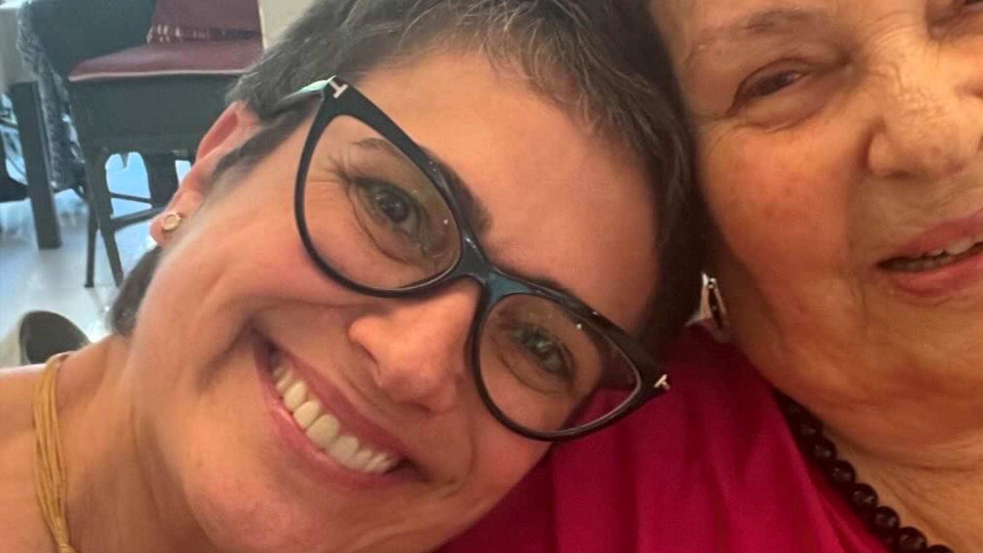 Sandra Annenberg encanta ao dividir clique inédito com a mãe