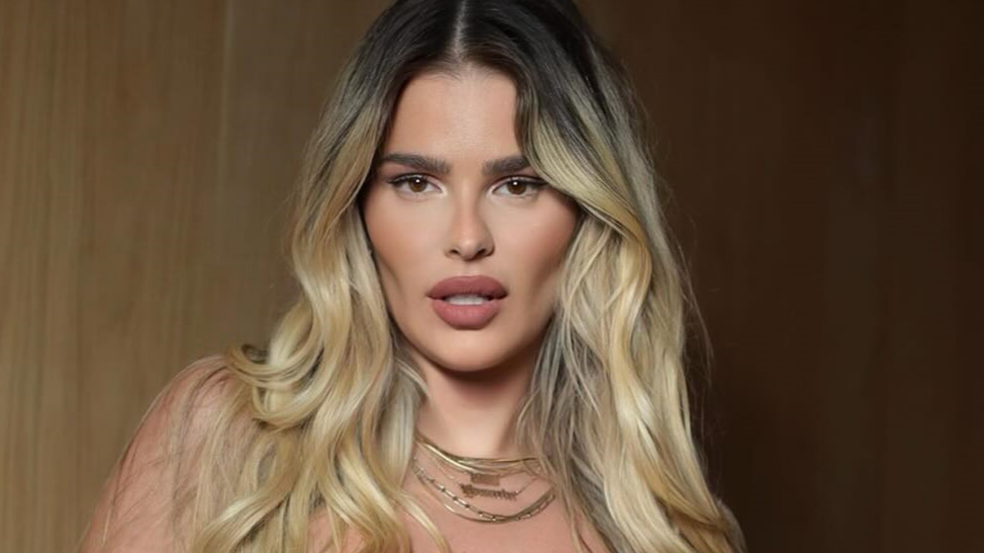 BBB24: Yasmin aposta em look todo transparente para Final