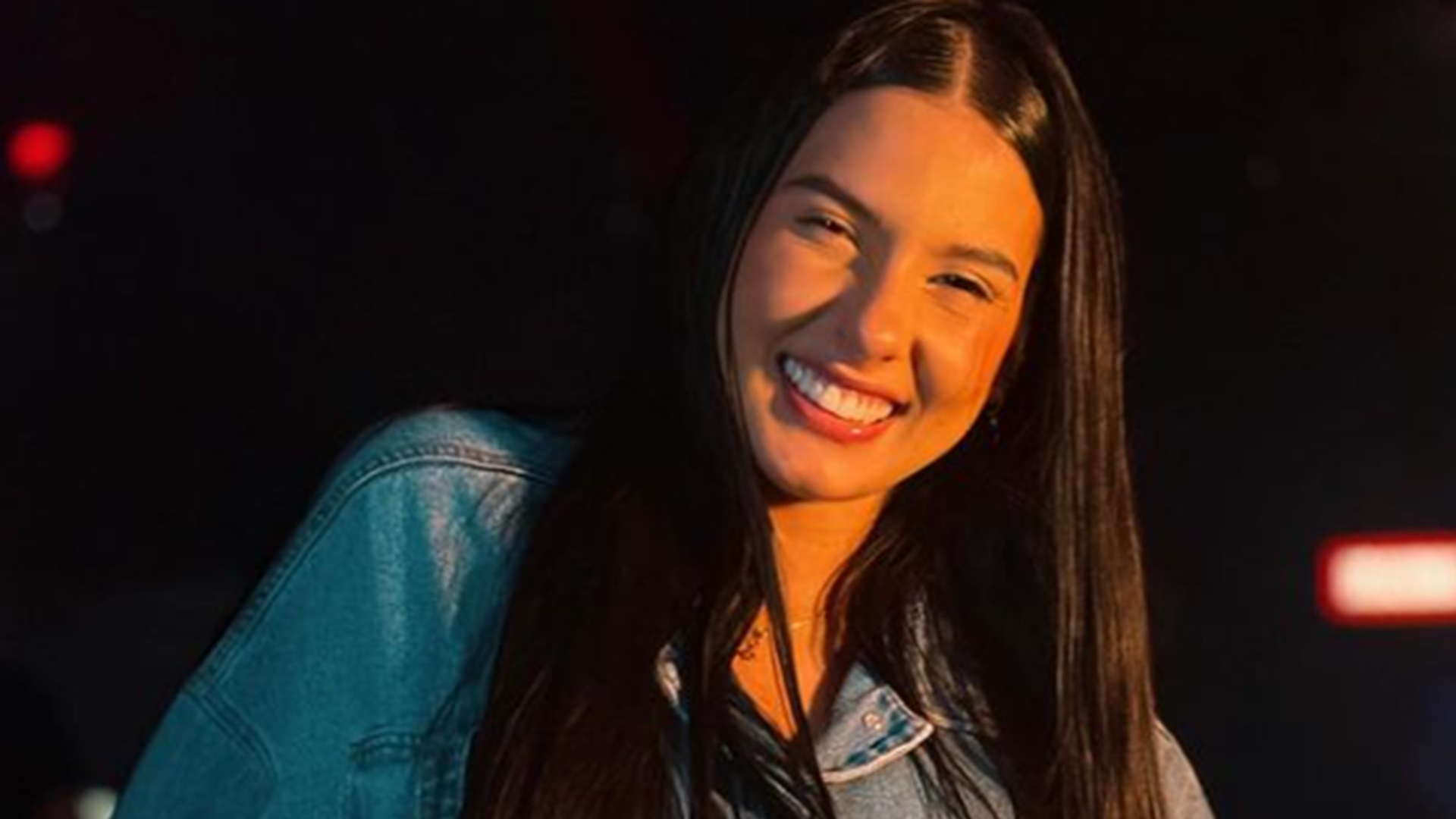 Ana Castela mostra antes e depois de tratamento facial: “Comecei a cuidar”