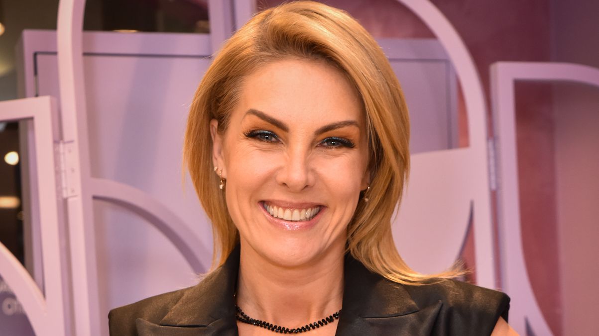 Ana Hickmann reflete sobre autoestima e julgamentos: ‘Mais feliz aos 43’