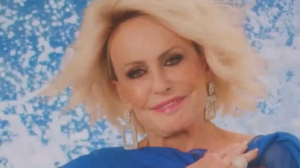 Ana Maria Braga retoma carreira de cantora durante o ‘Mais Você’: ‘Divertidíssimo’