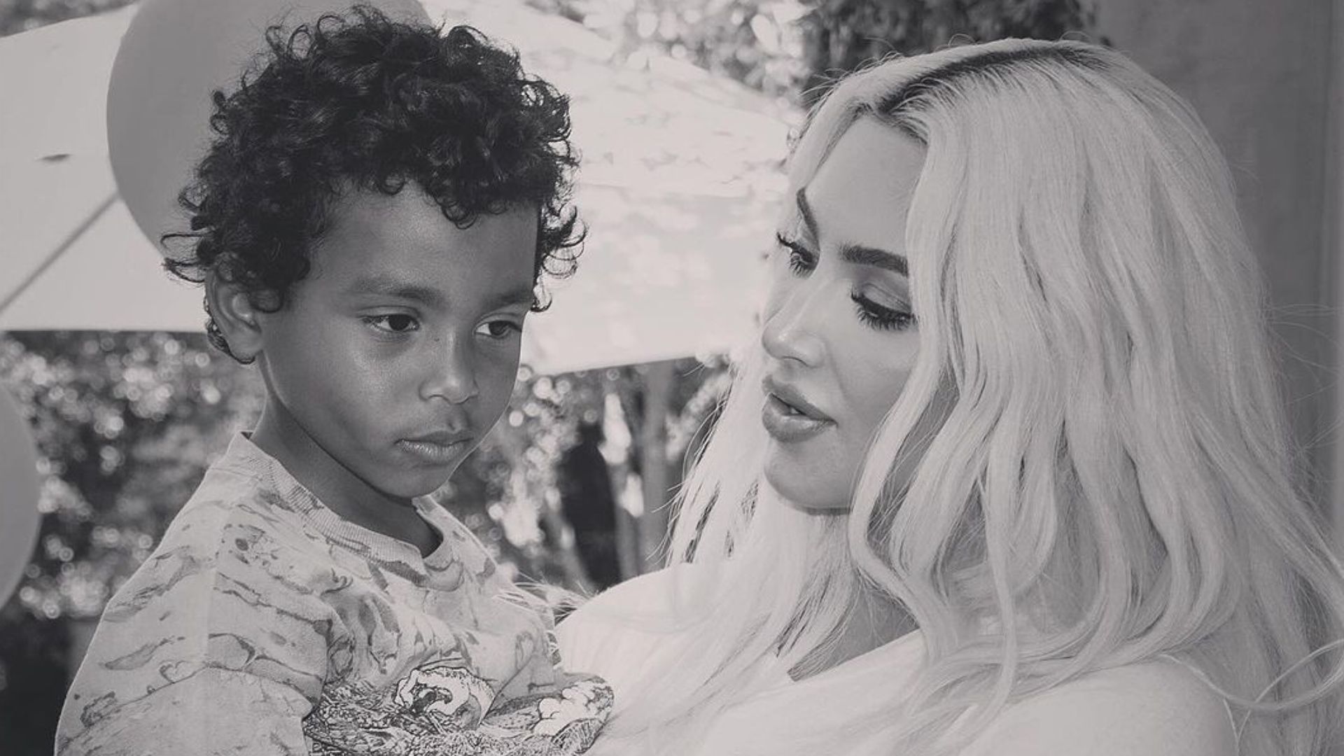 Kim Kardashian comemora 5 anos de filho caçula com festa temática