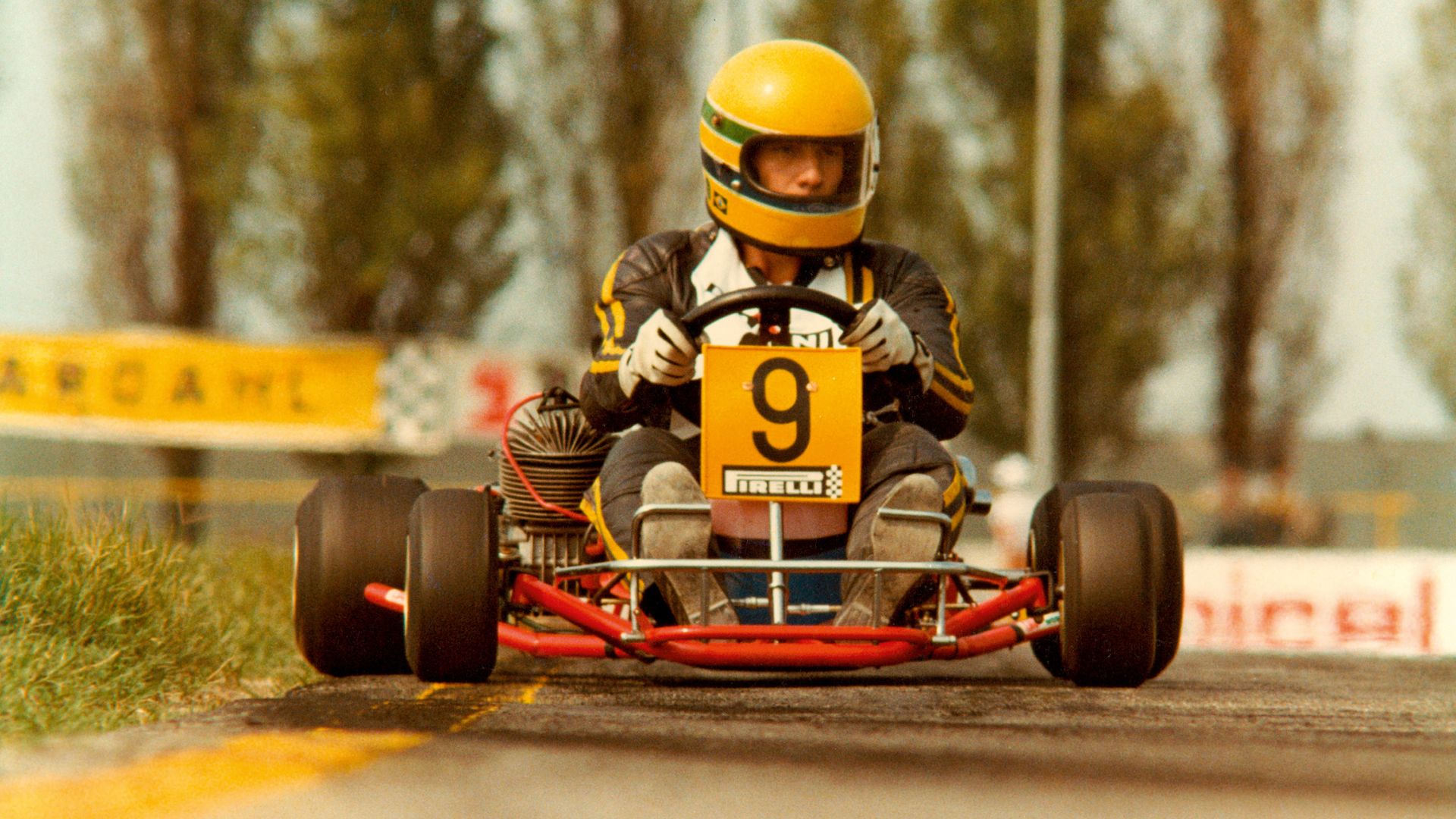 Ayrton Senna começou a escrever sua história com sequência de vitórias no kart; relembre