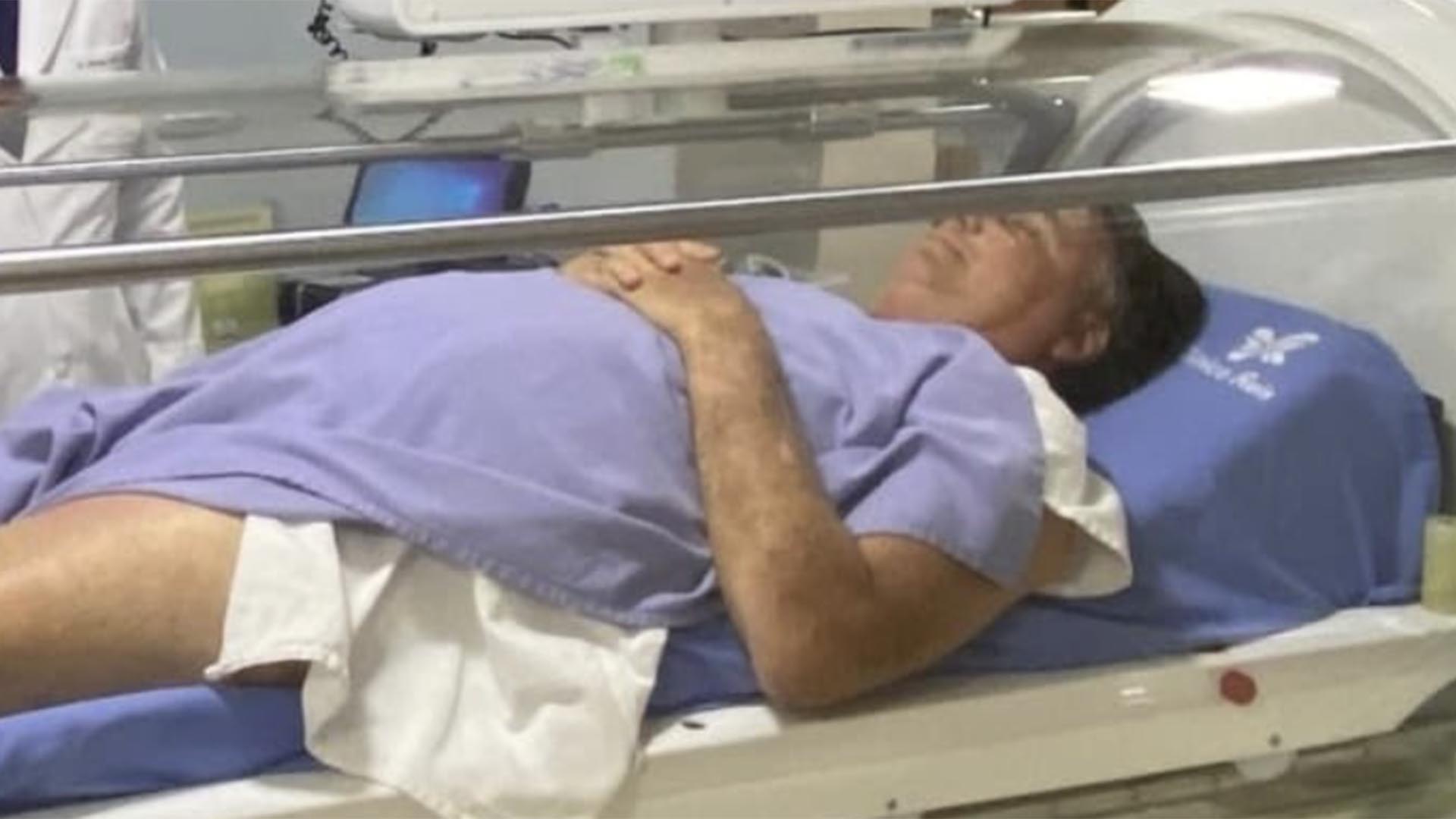 Quadro de saúde de Jair Bolsonaro é atualizado por seu filho