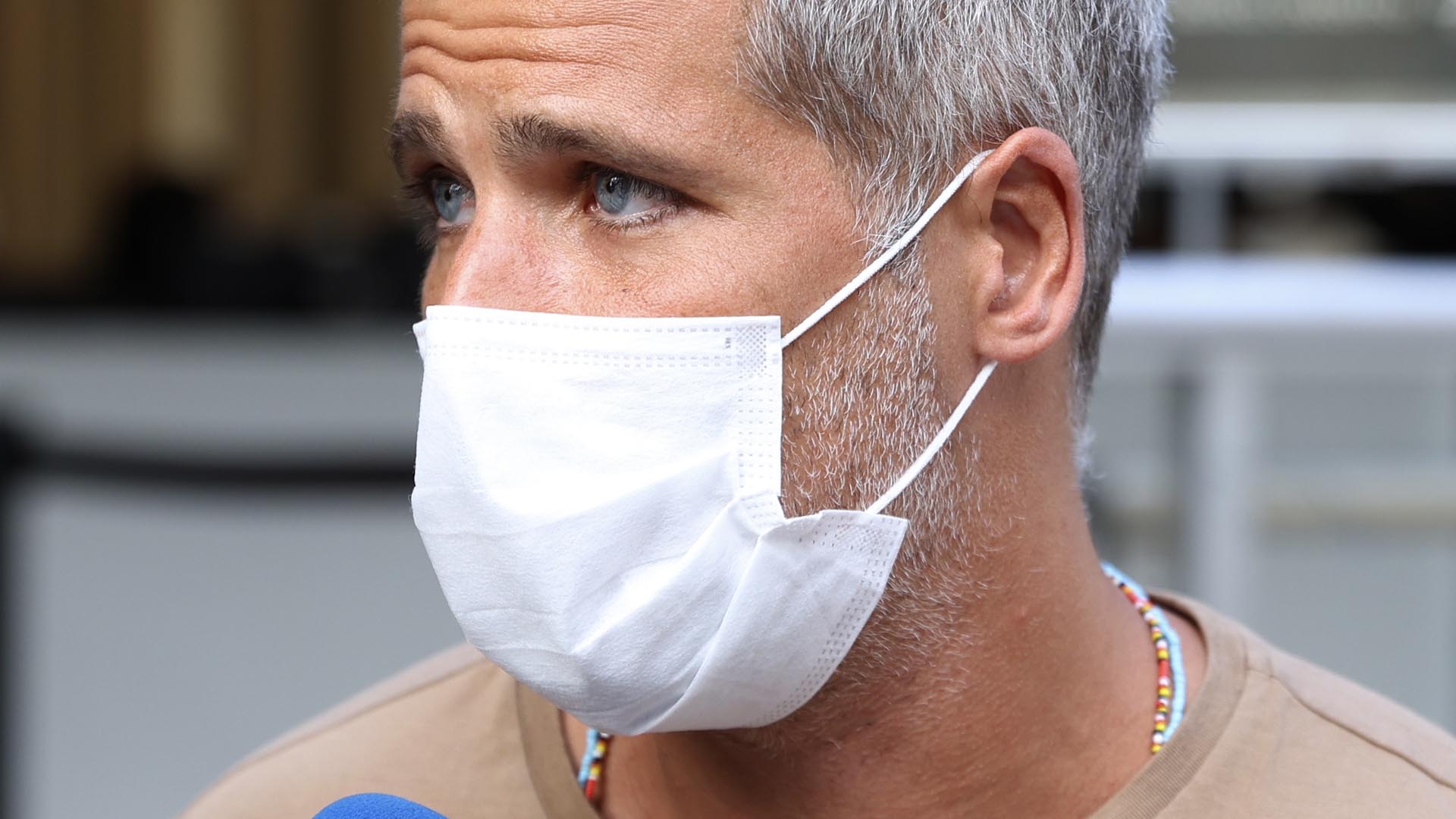 Bruno Gagliasso vai ao julgamento de influencer em caso de racismo