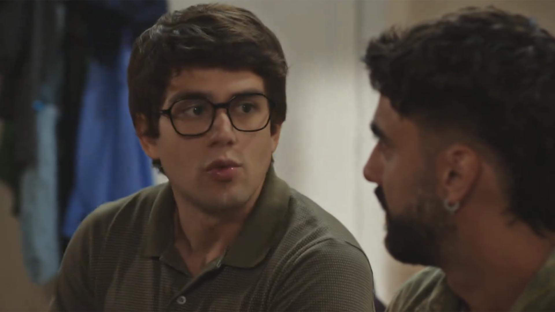 Erro em cena da novela Família É Tudo dá o que falar na internet