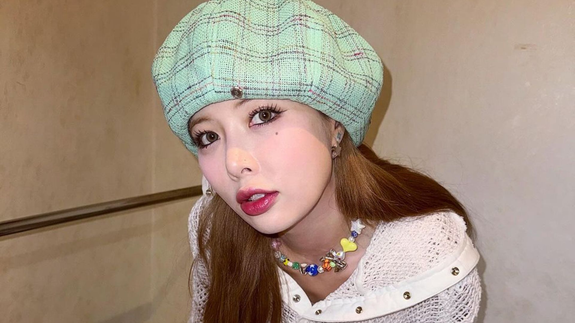 Estrela do K-pop revela sequelas após dieta absurda para manter seus 40kg
