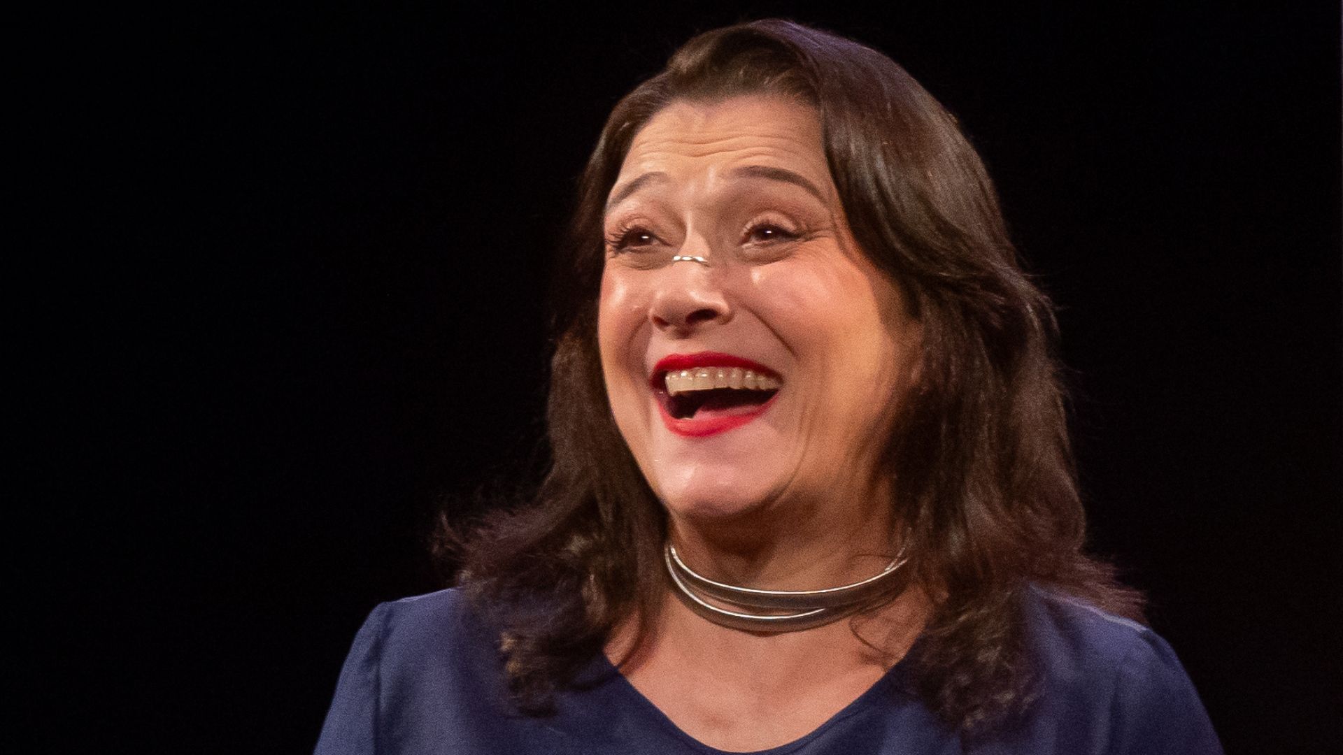 Eliete Cigaarini reflete sobre história com o teatro e celebra paixão: ‘Prazer pela vida’