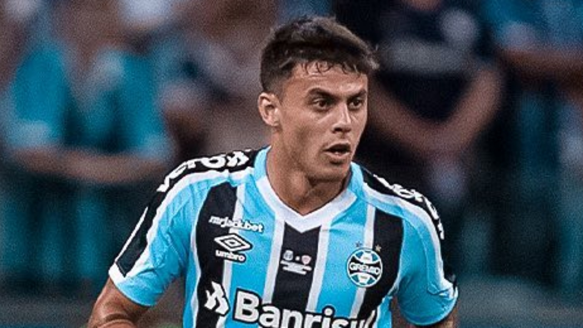 Jogador do Grêmio relata como foi resgatado após ficar ilhado no RS