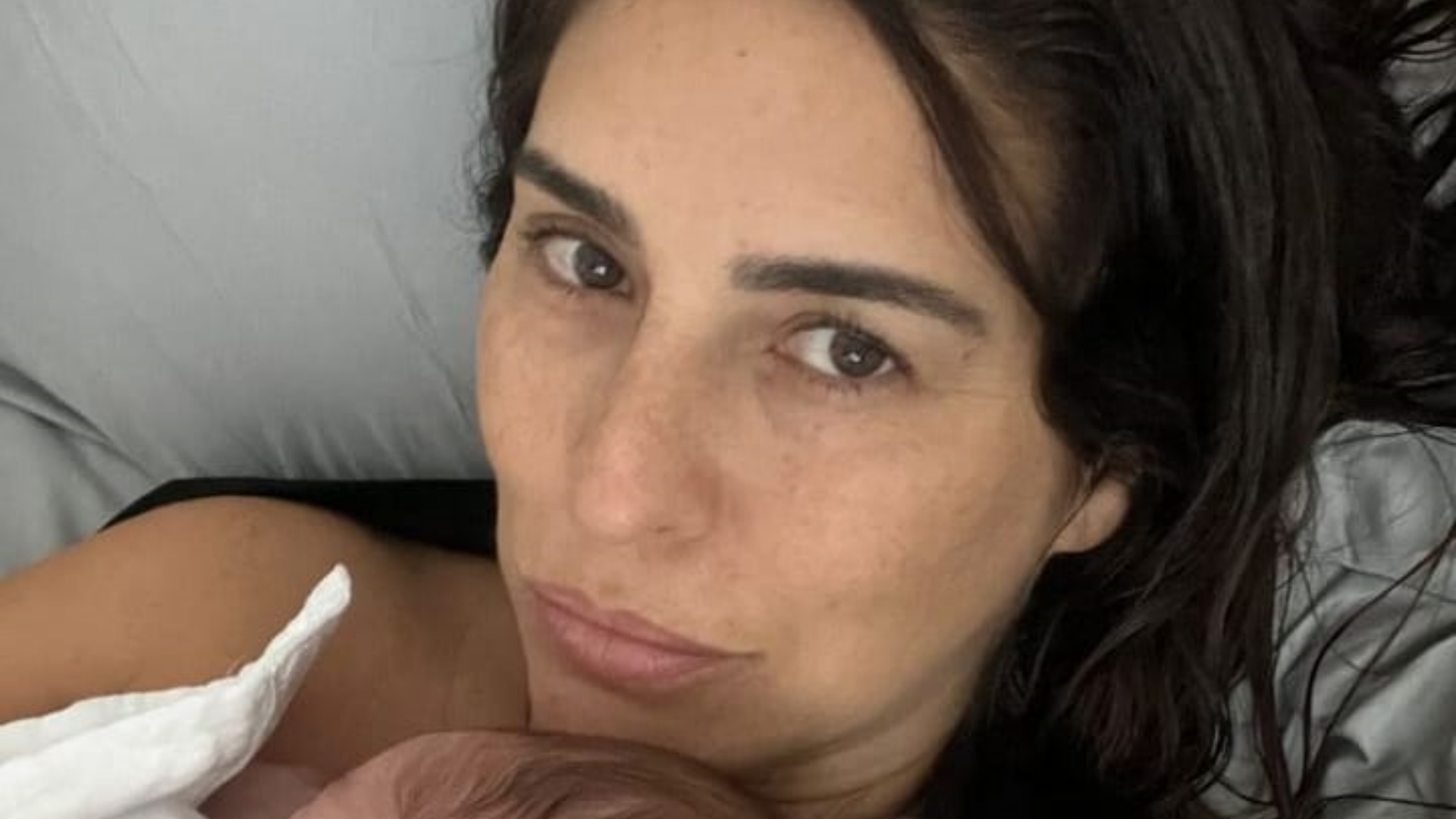 Fernanda Paes Leme relata momento difícil antes da filha nascer: “Deprimida”