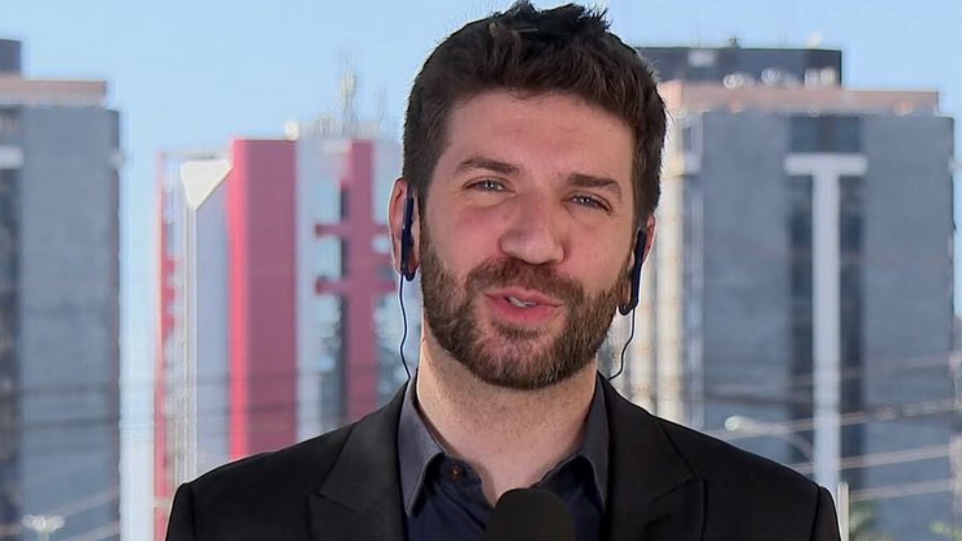 Repórter da Globo é atropelado próximo ao Palácio do Planalto