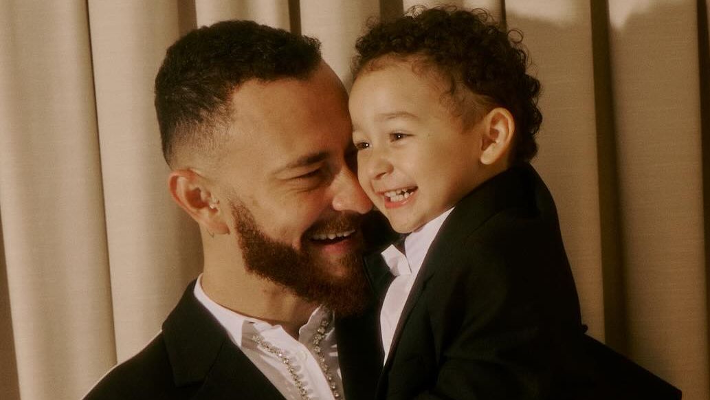 Fred Bruno comenta exposição do filho, Chris: ‘Trago responsabilidade parental’