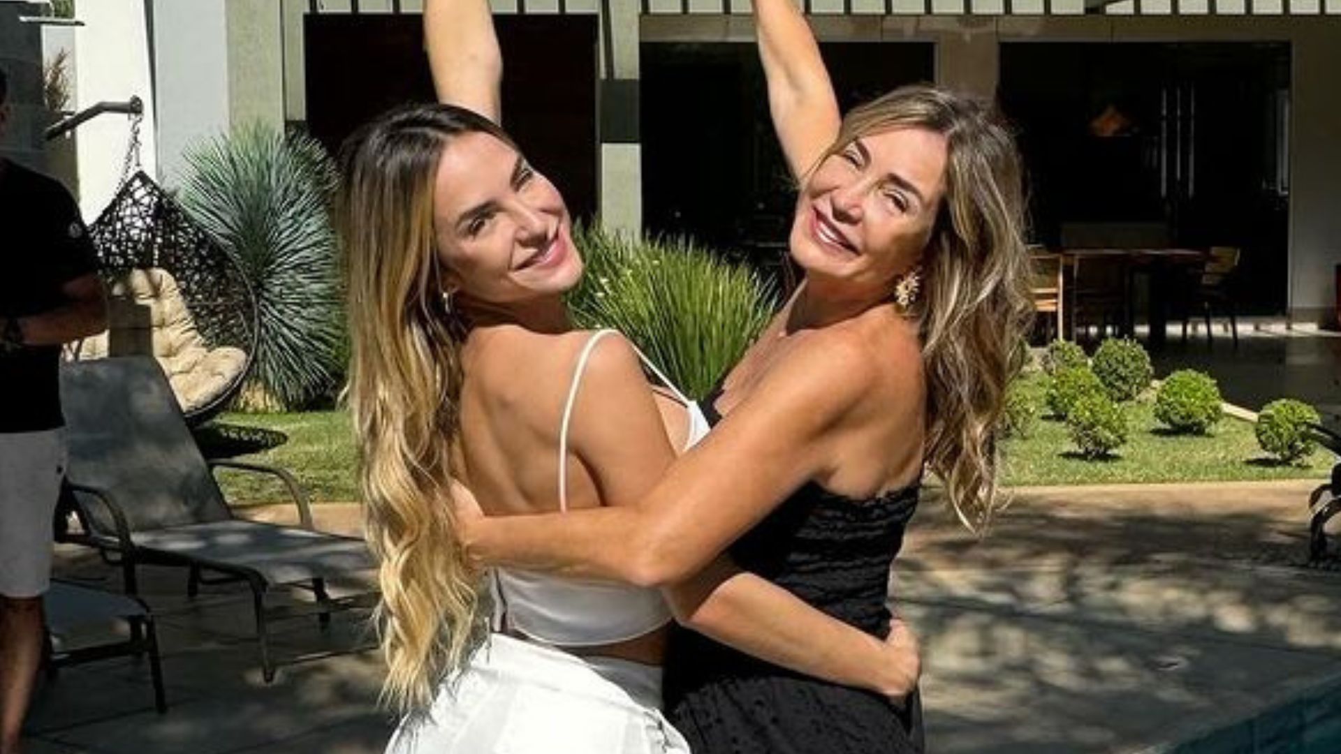 Gabi Martins celebra compra de mansão para sua mãe: “Sou milionária”