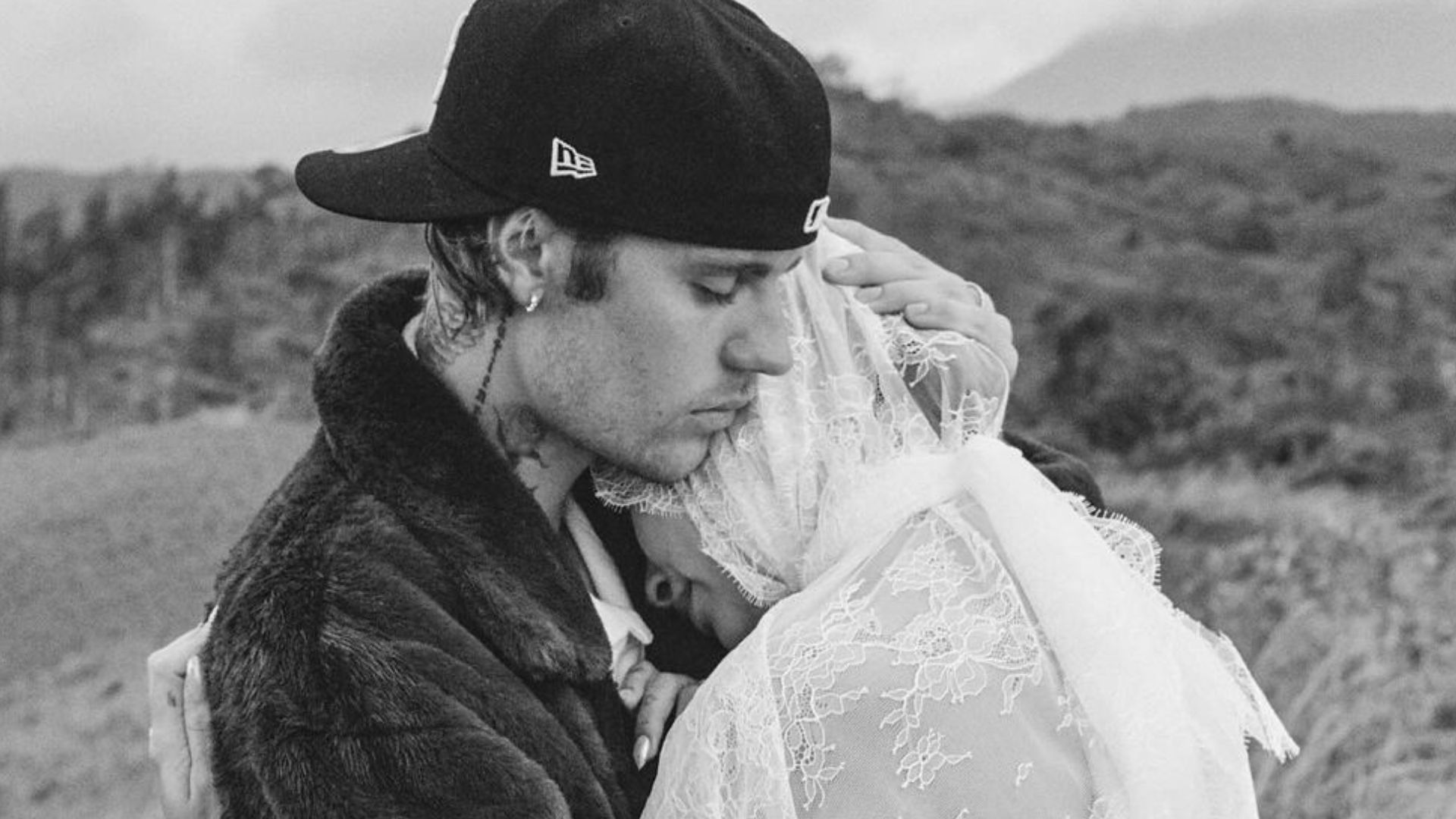 Gêmeos? Mãe de Justin Bieber chama atenção com comentário em anúncio de gravidez