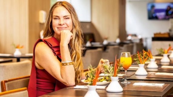 Leticia Birkheuer declara que não tem medo de envelhecer: ‘Temos que assumir a idade’