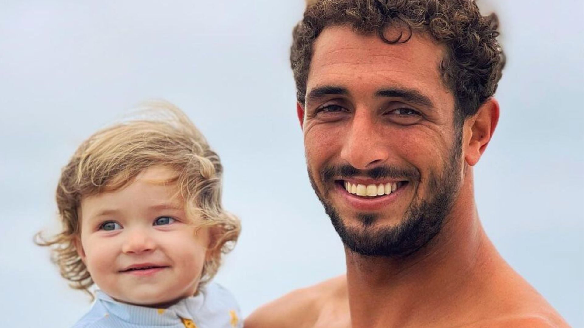 Em meio a resgates no RS, Lucas Chumbo celebra 2 anos da filha à distância
