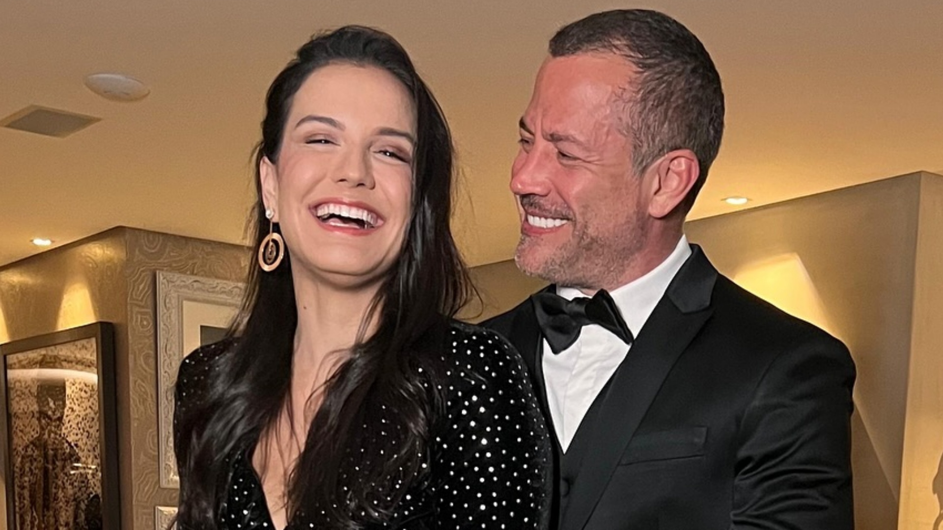 Malvino Salvador se declara no aniversário da esposa: “Minha companheira”