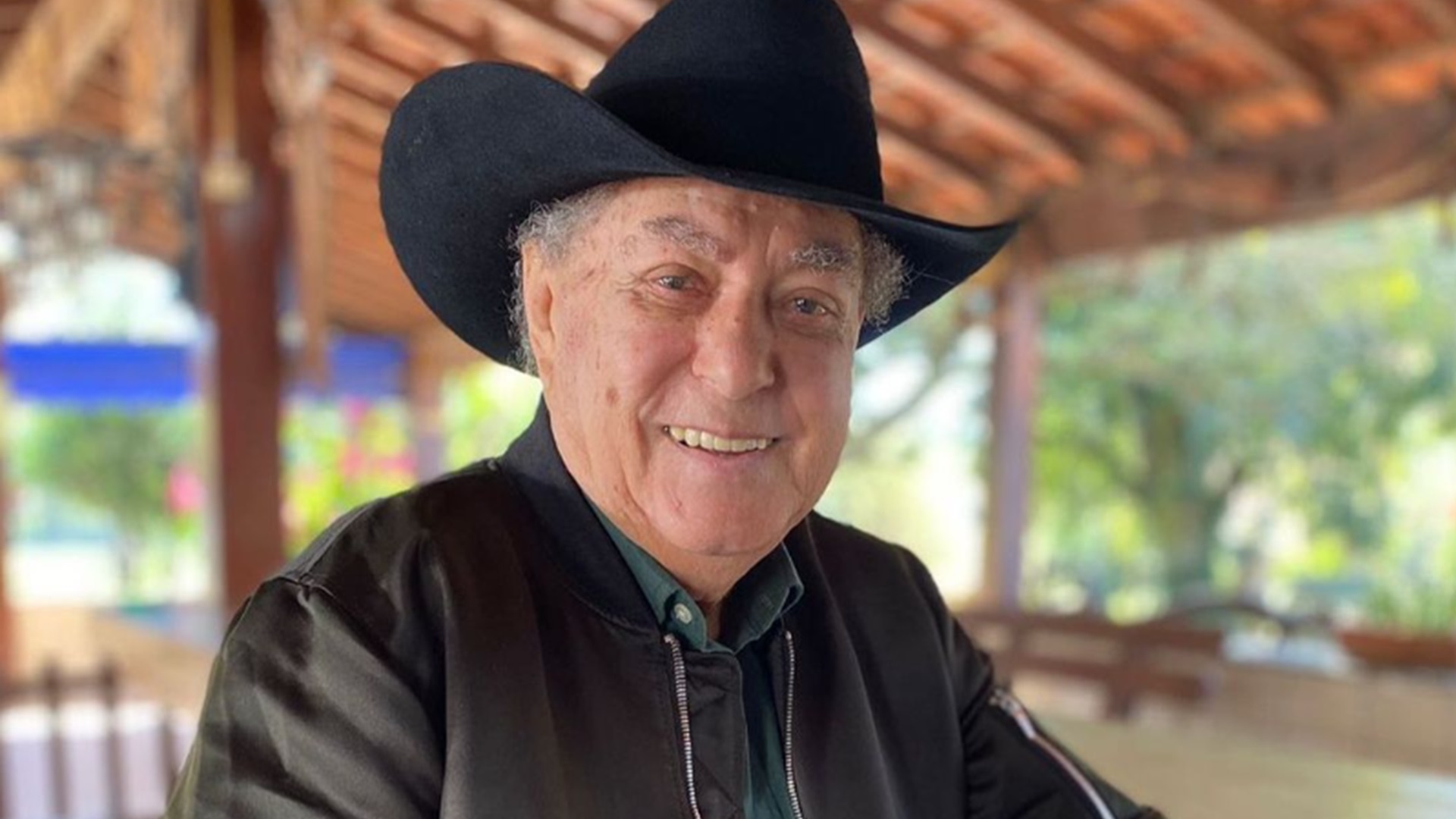 Cantor Milionário recebe alta da UTI, diz boletim médico