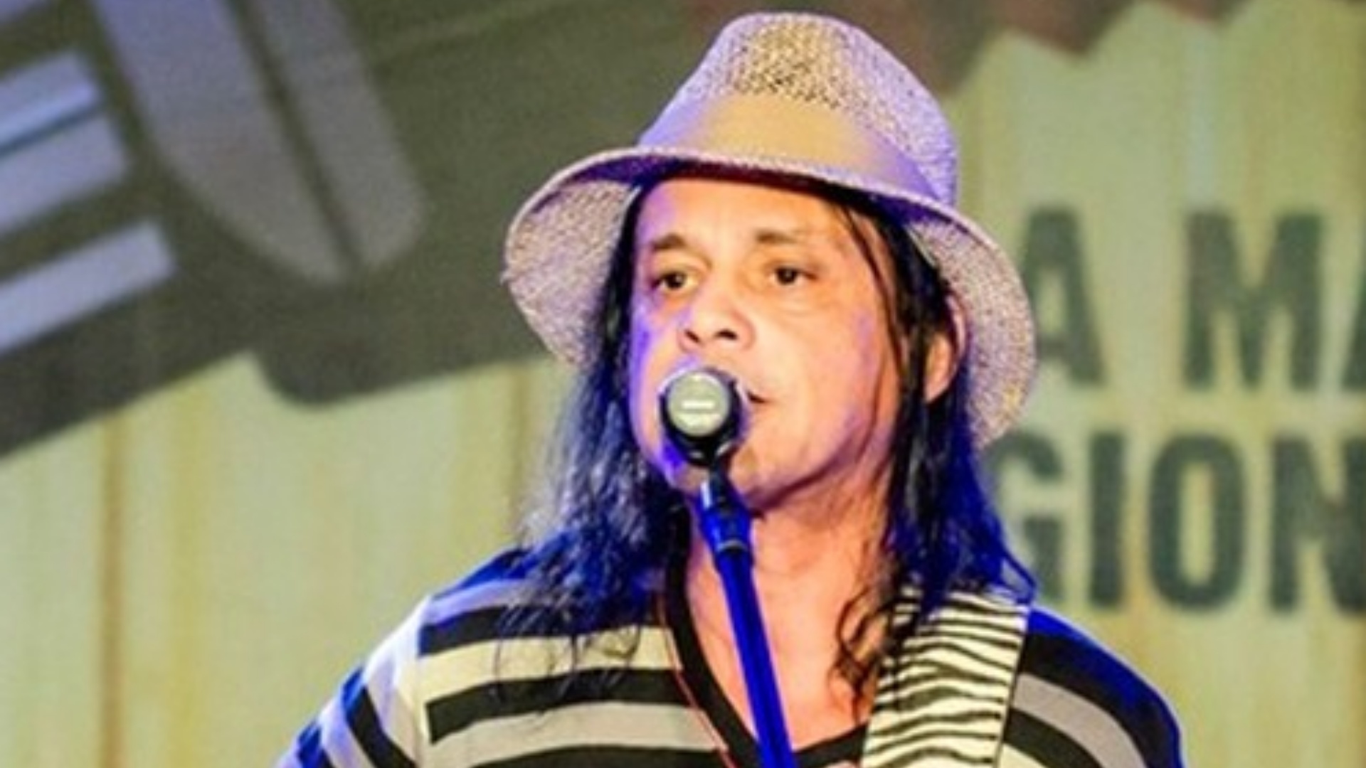 Morre primeiro vocalista da banda Chiclete com Banana