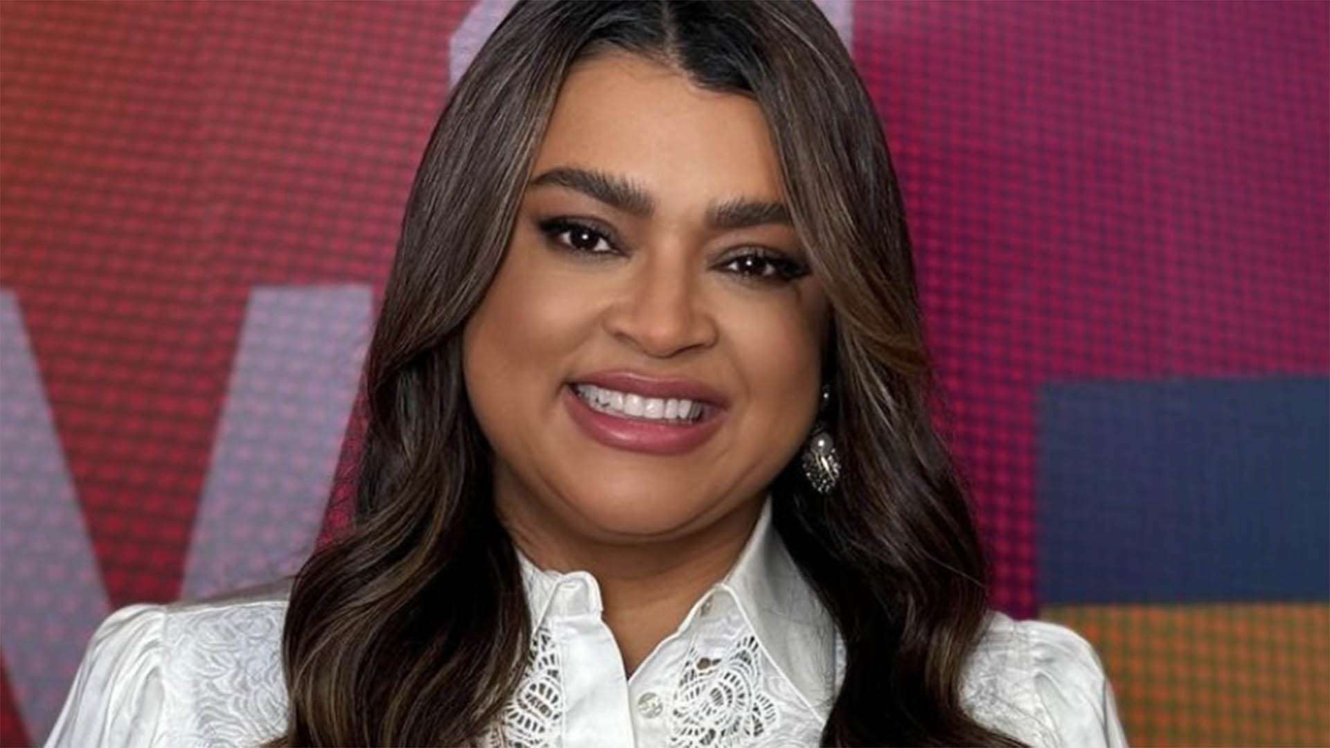 Mãe de Preta Gil faz rara aparição ao lado de Gilberto Gil