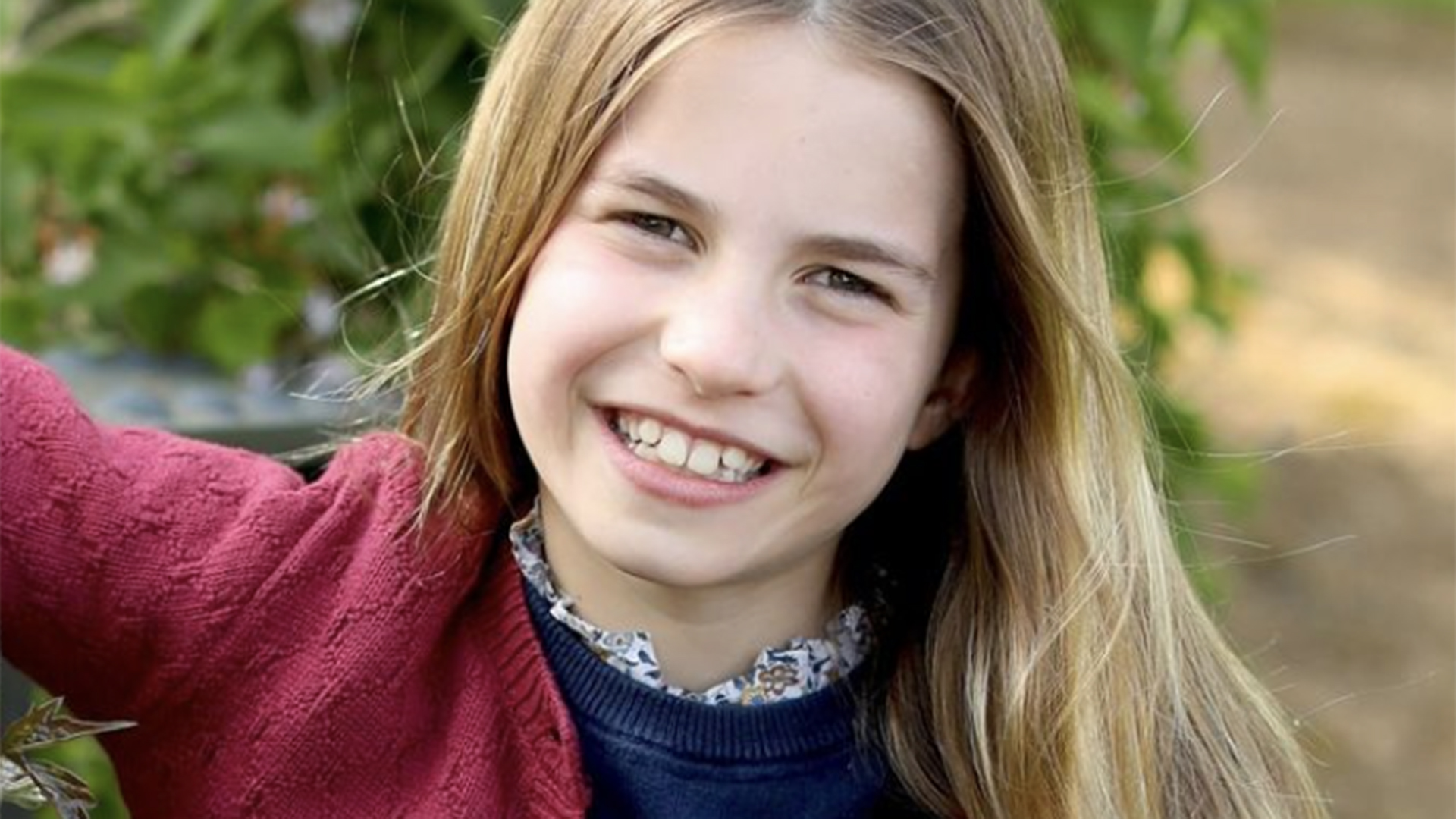 Princesa Charlotte surge em foto inédita feita pela mãe, Kate Middleton