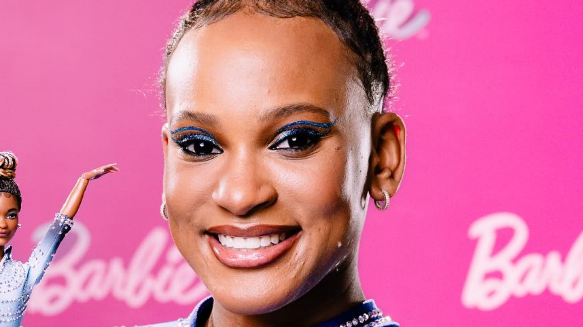 Rebeca Andrade ganha versão personalizada da boneca Barbie: “Uma honra”