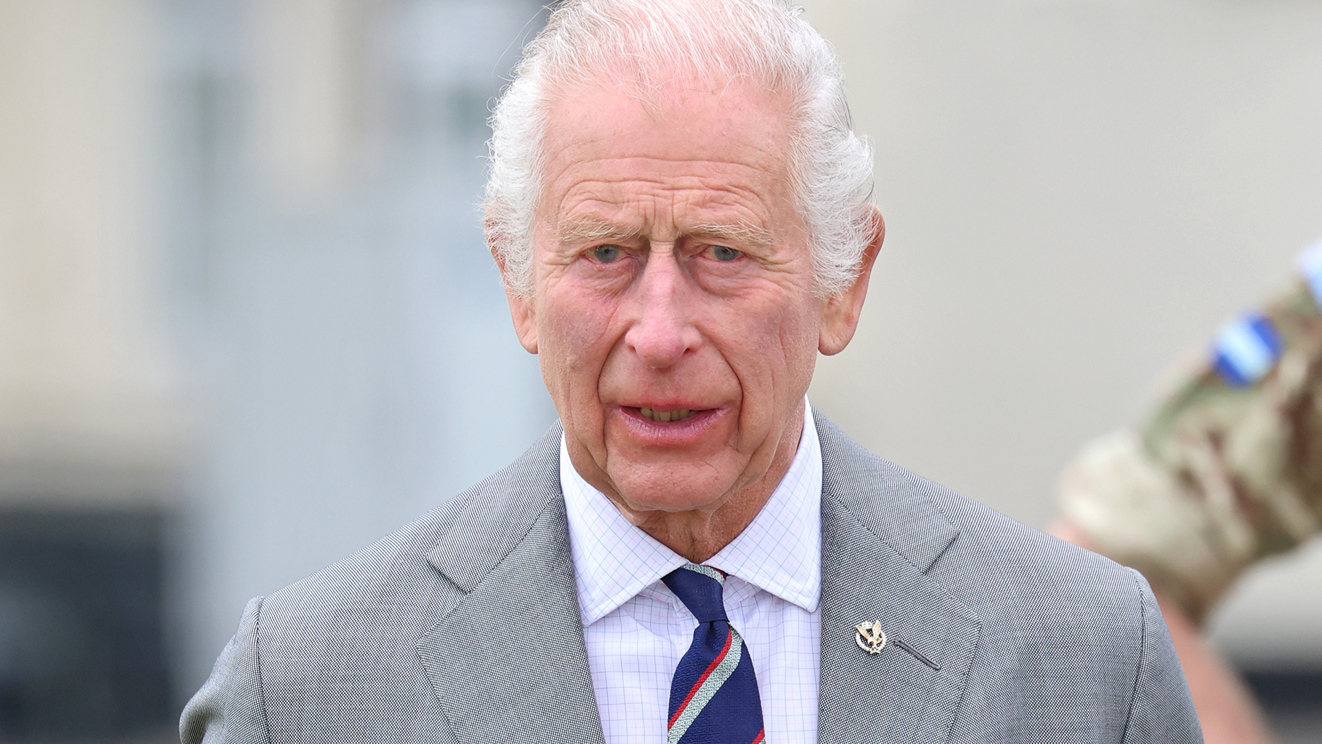 Rei Charles III revela que perdeu o paladar durante luta contra o câncer