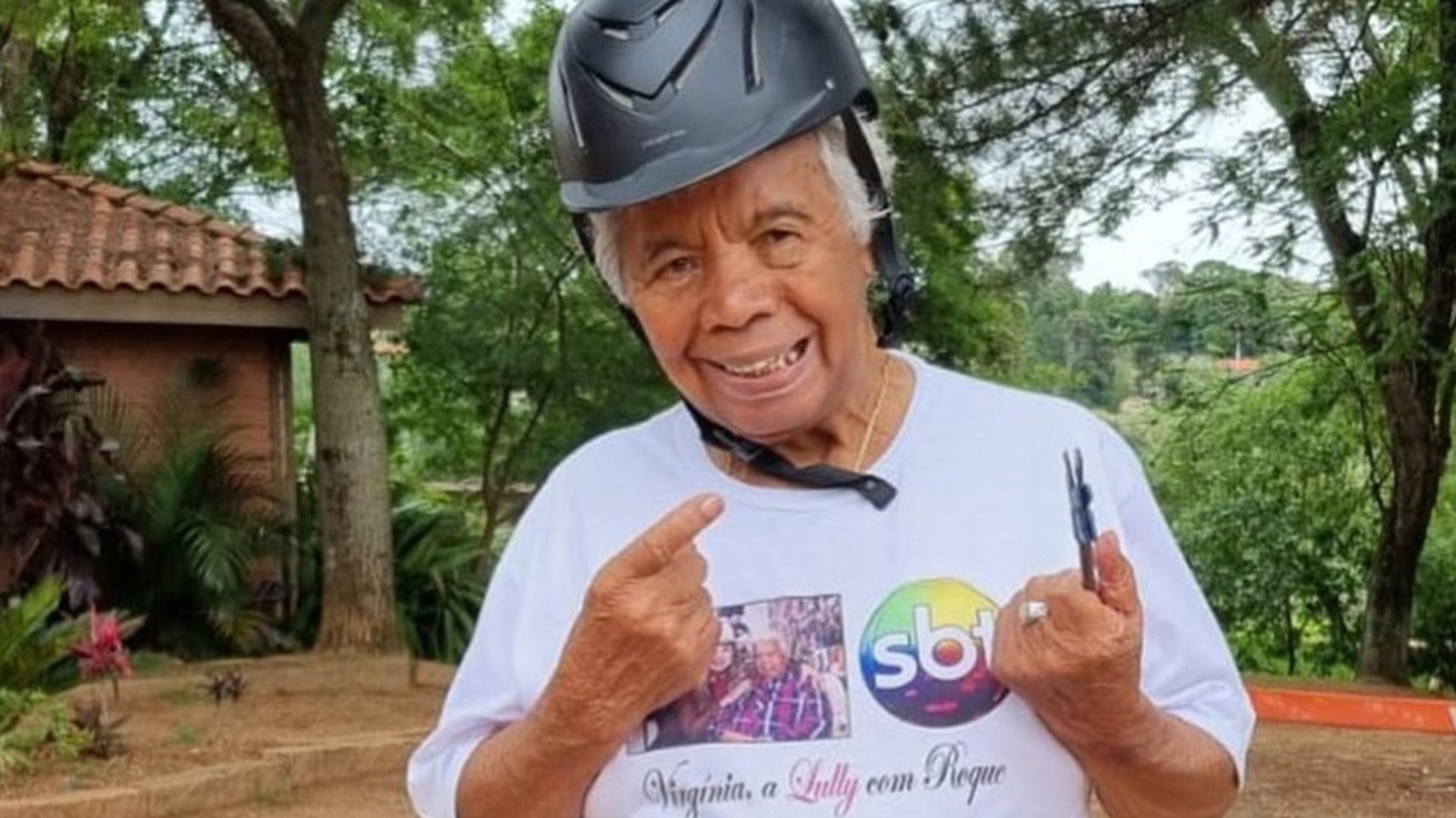 Após sangramento no crânio, Roque tem alta da UTI e esposa faz desabafo