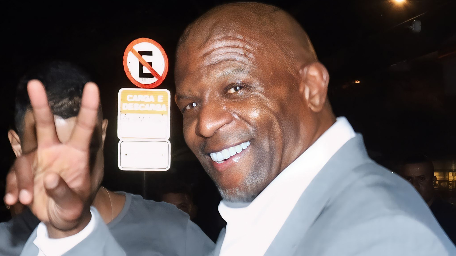 Terry Crews, de Todo Mundo Odeia o Chris, é flagrado em São Paulo com a esposa