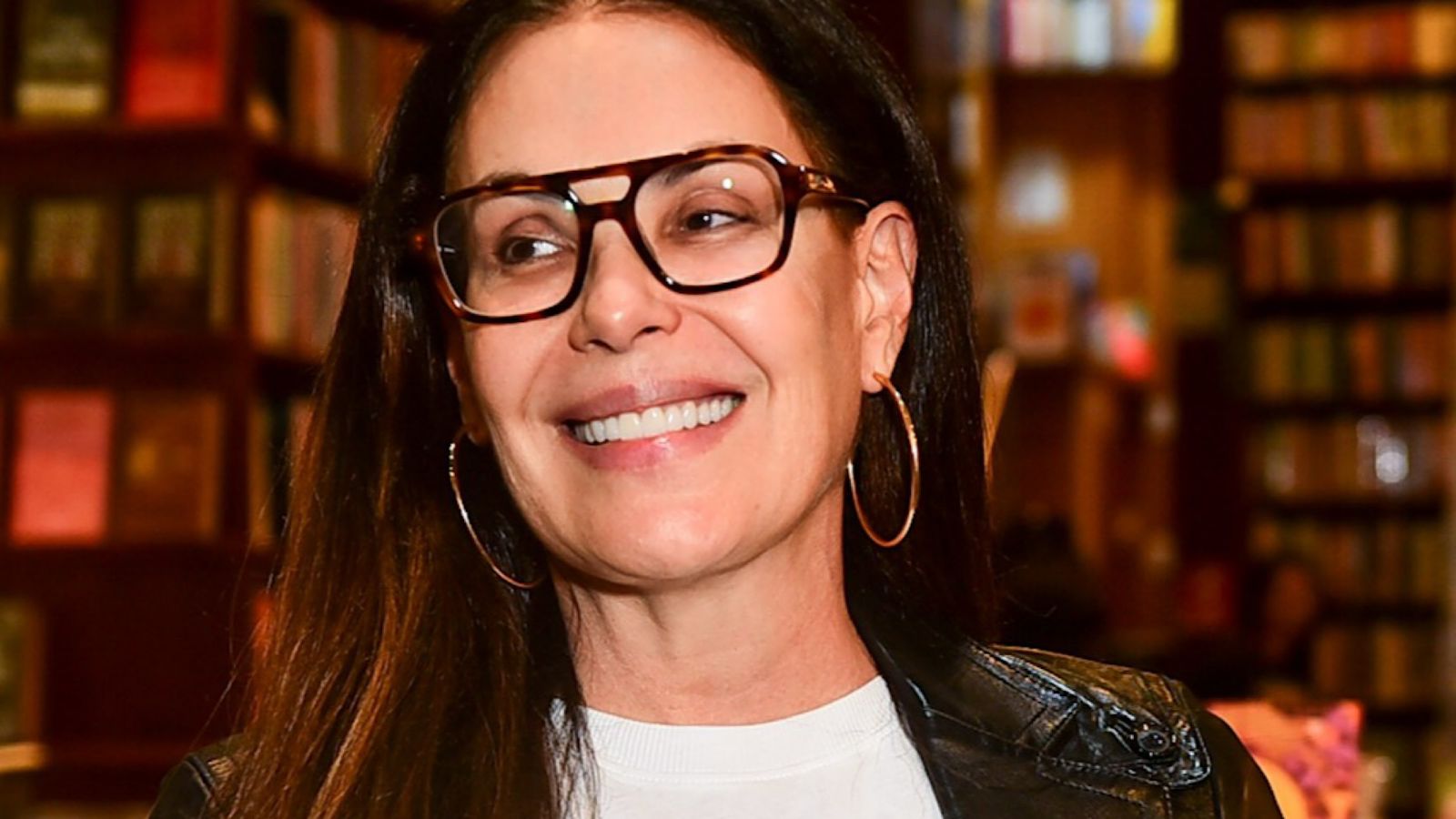 Carolina Ferraz abraça maturidade: ‘Não faço que tenho vinte anos’