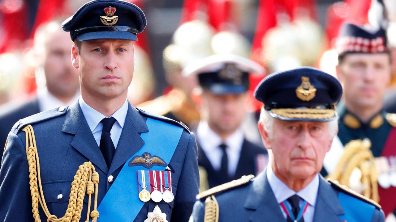 Tratando câncer, rei Charles III será substituído por William em compromisso real