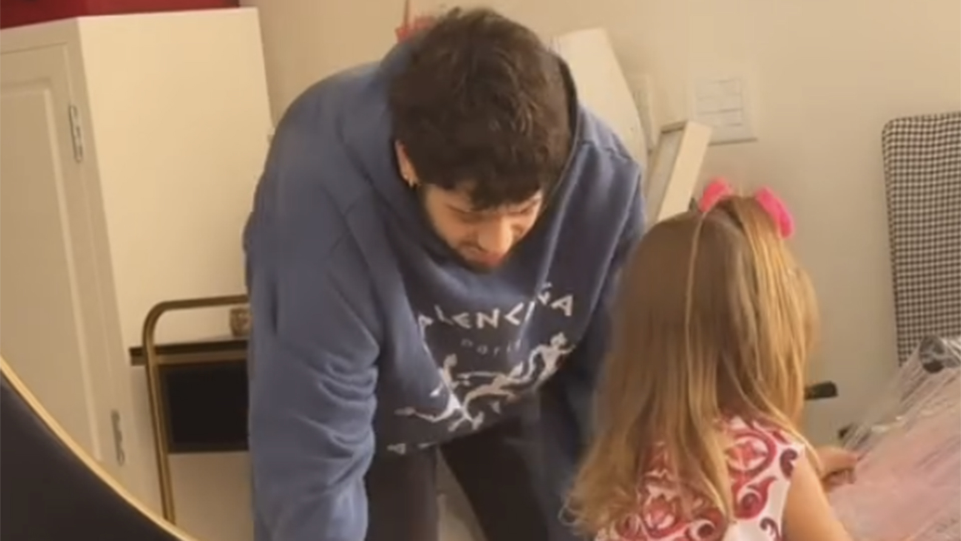 Zé Felipe dá presentão no aniversário da filha. Saiba o preço