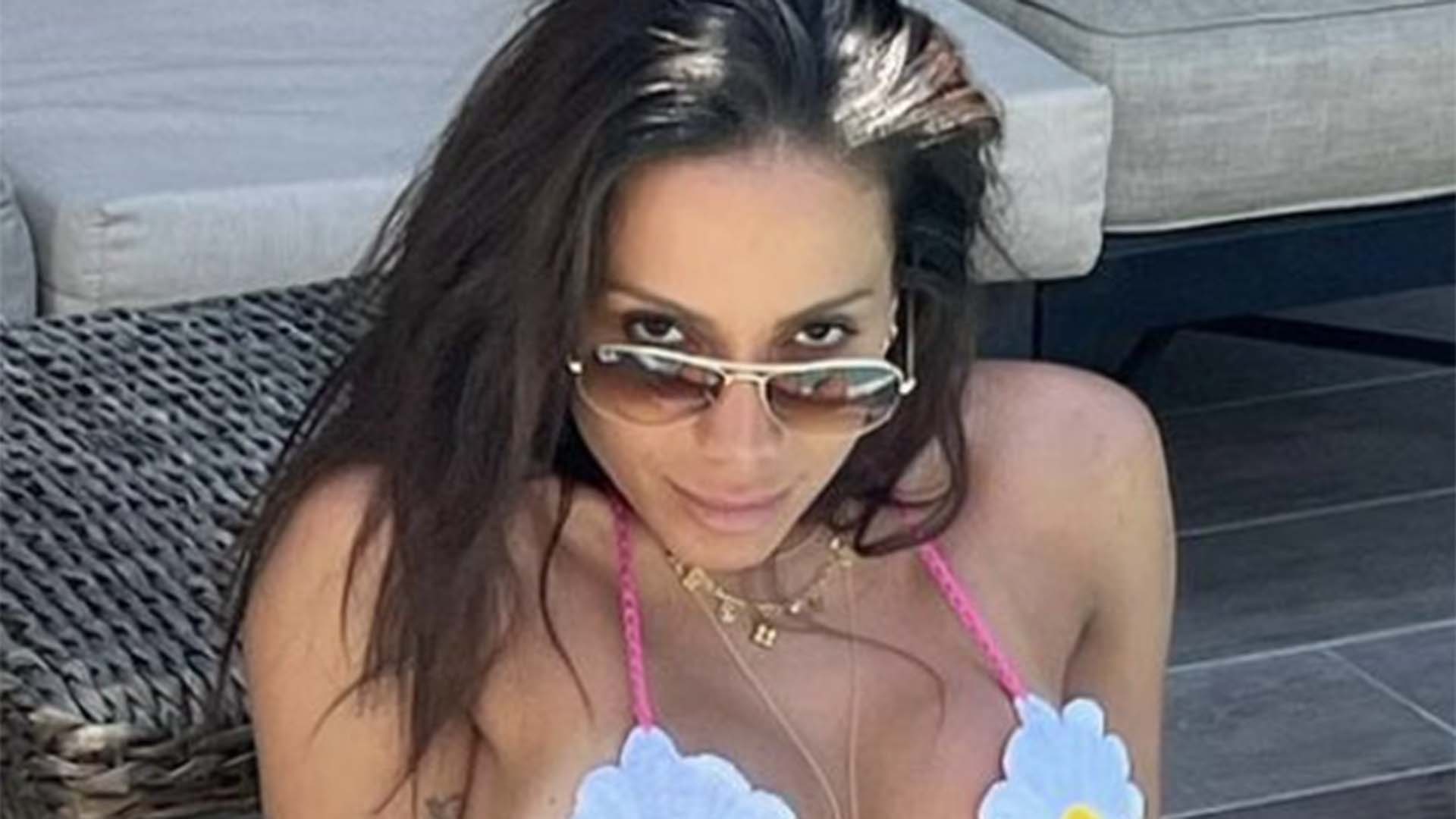 Anitta reage ao ser comparada com Jesus Cristo: ‘Não fale isso’