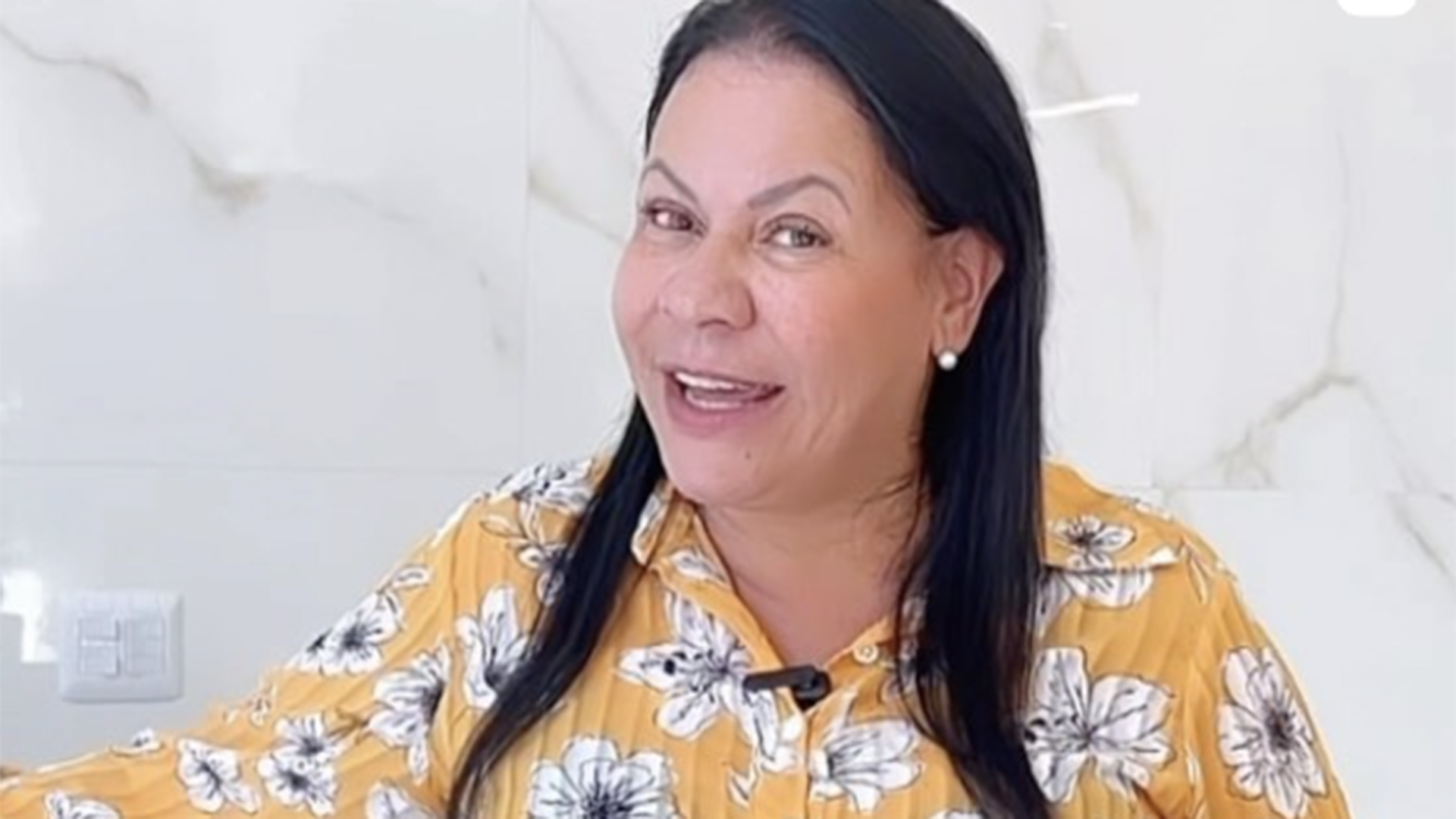 Mãe de Marília Mendonça, Dona Ruth sofre acidente de carro, diz colunista