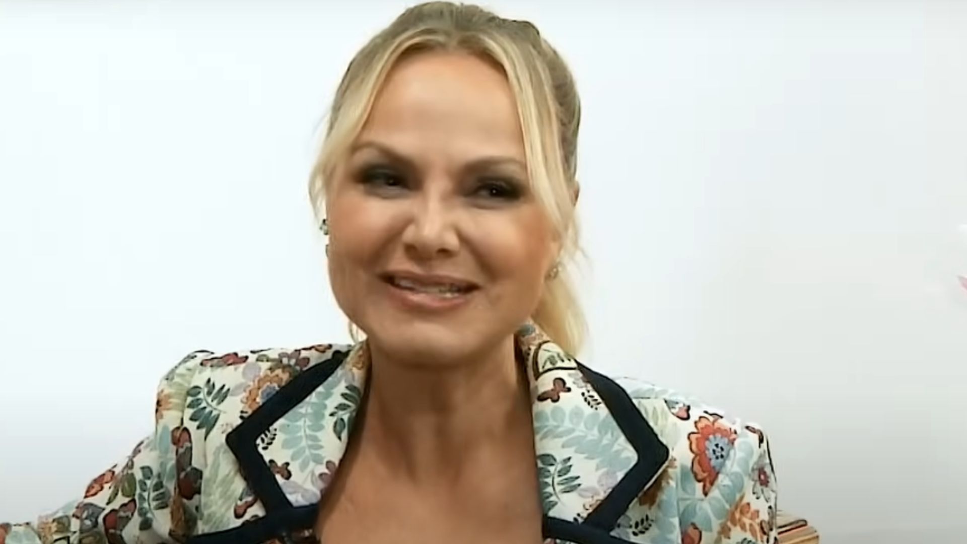 Eliana reverencia trajetória ao abraçar passado no SBT e mirar no empoderamento feminino