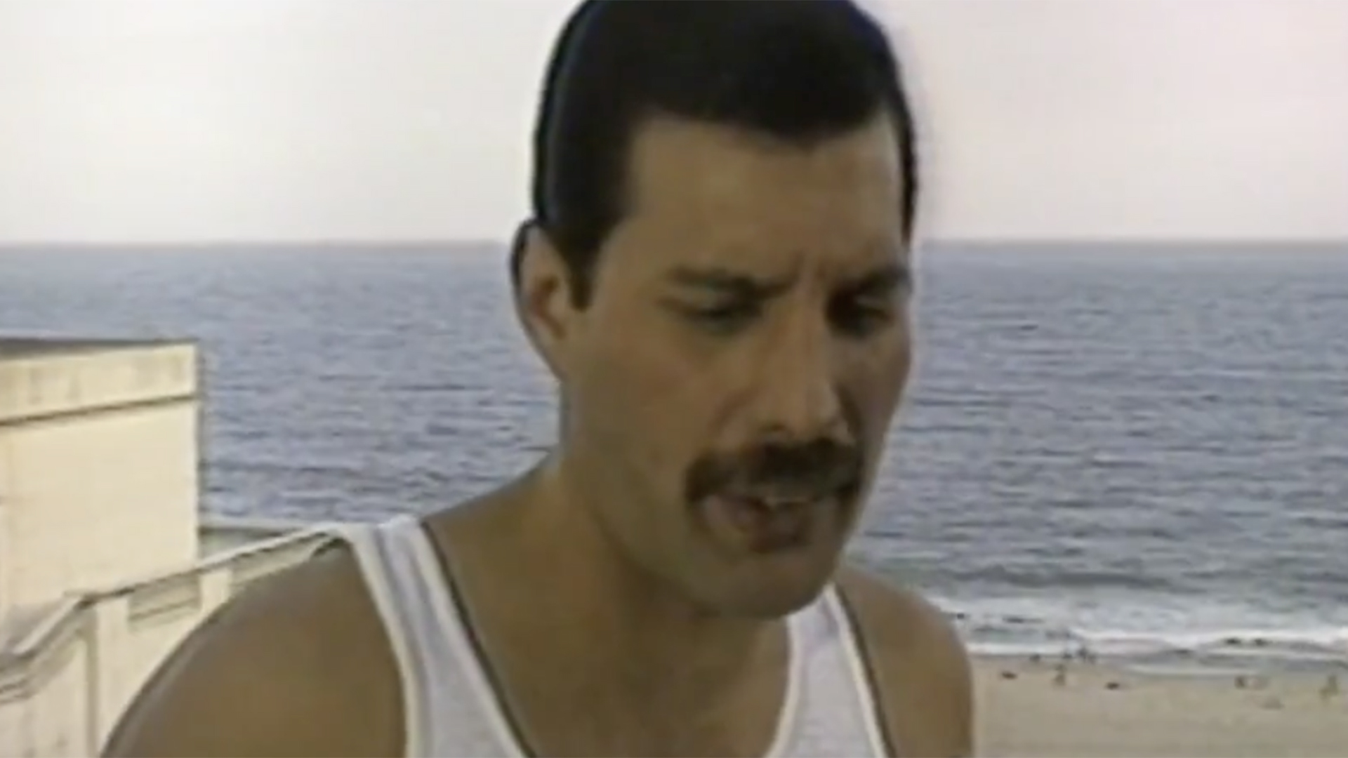 Saiba quem é a ex-noiva de Freddie Mercury que vai receber uma fortuna