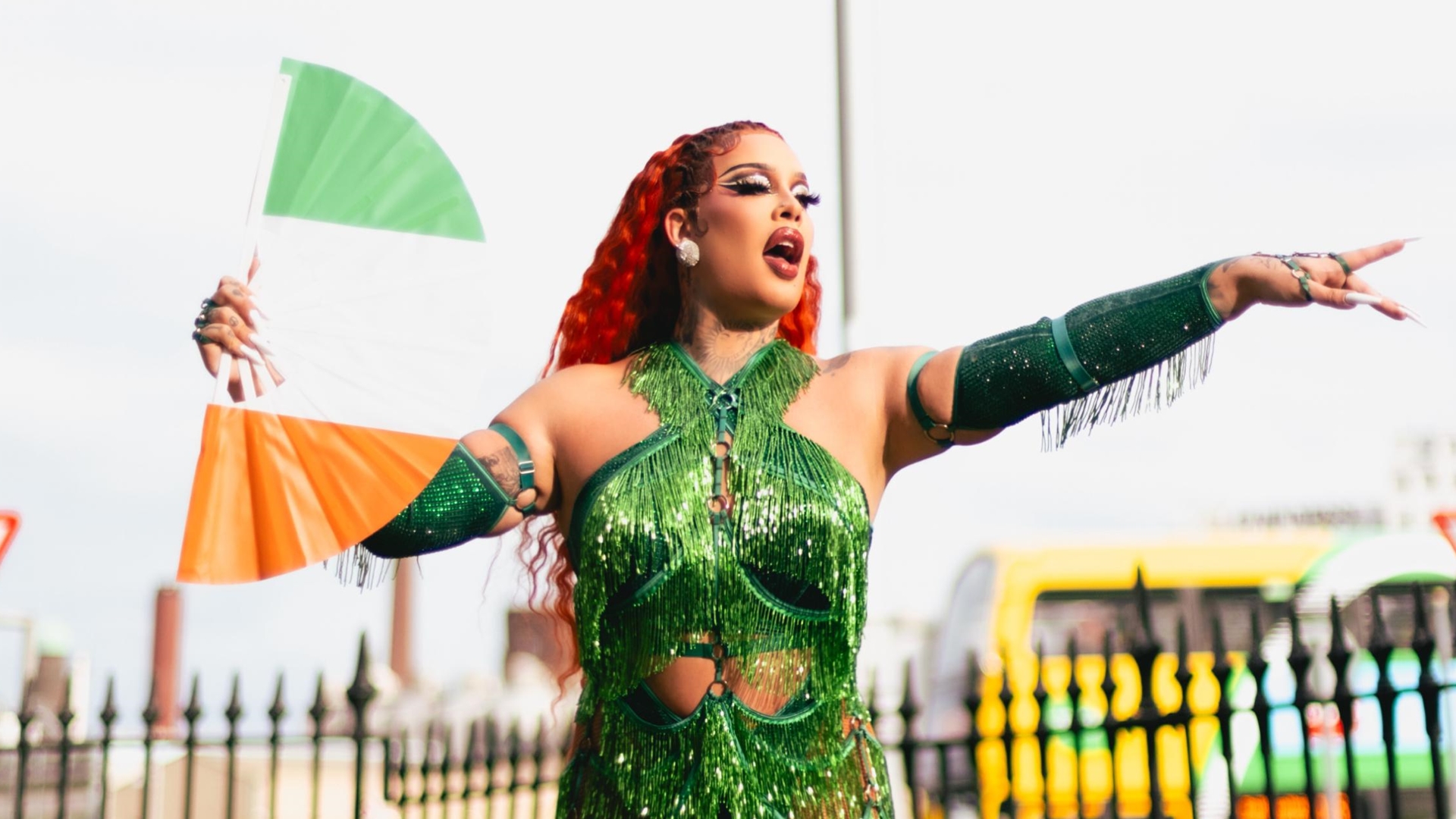 Gloria Groove revela estratégia por trás de turnê na Europa: ‘Eu sou Brasil’