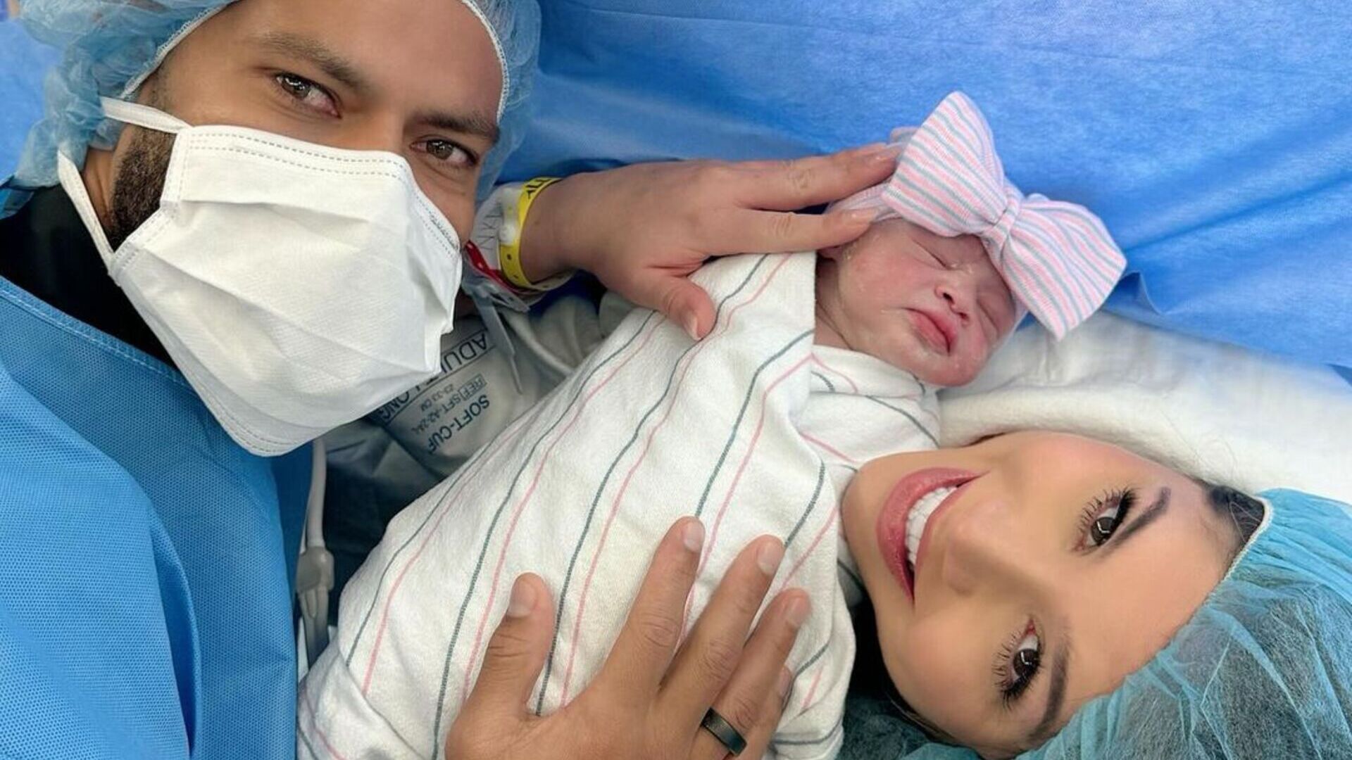 Hulk Paraíba anuncia nascimento de sua filha com Camila Ângelo