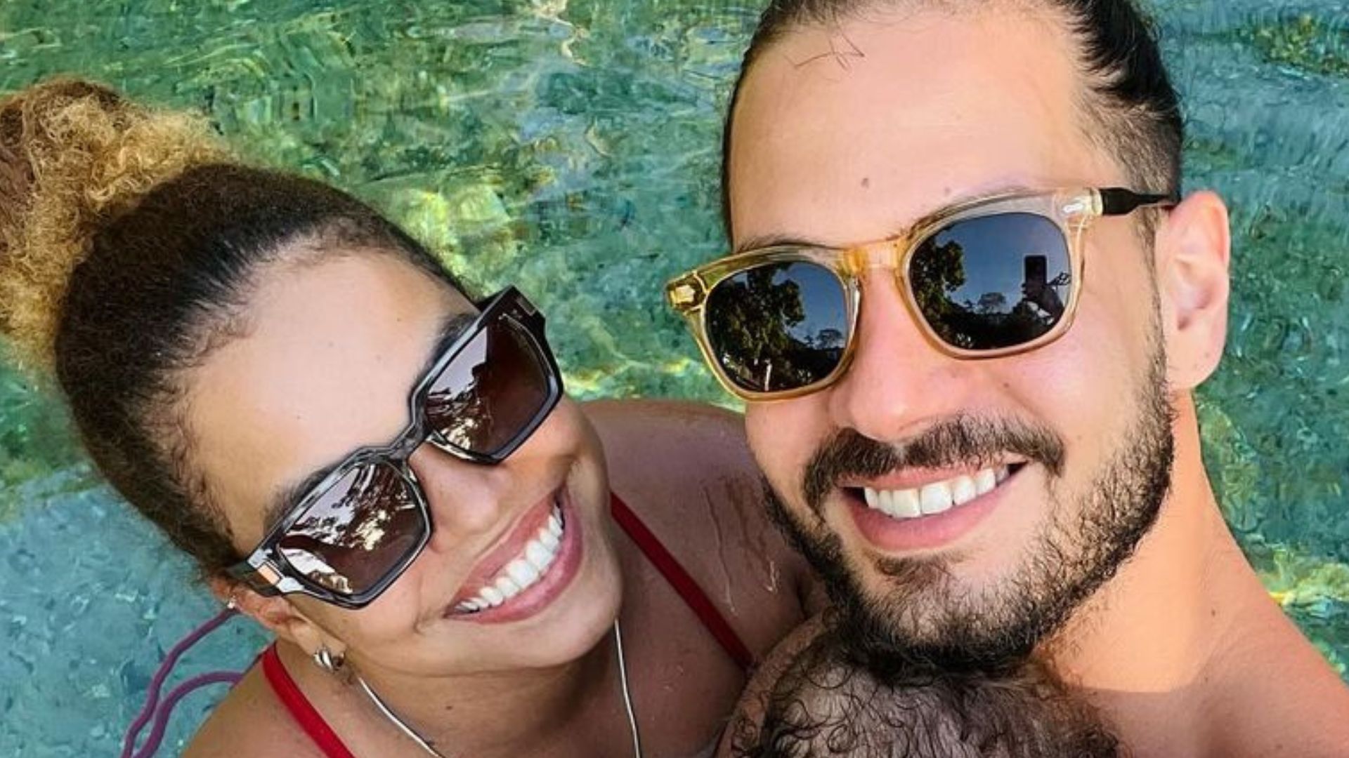 Jeniffer Nascimento curte viagem deliciosa com filha e marido, Jean Amorim