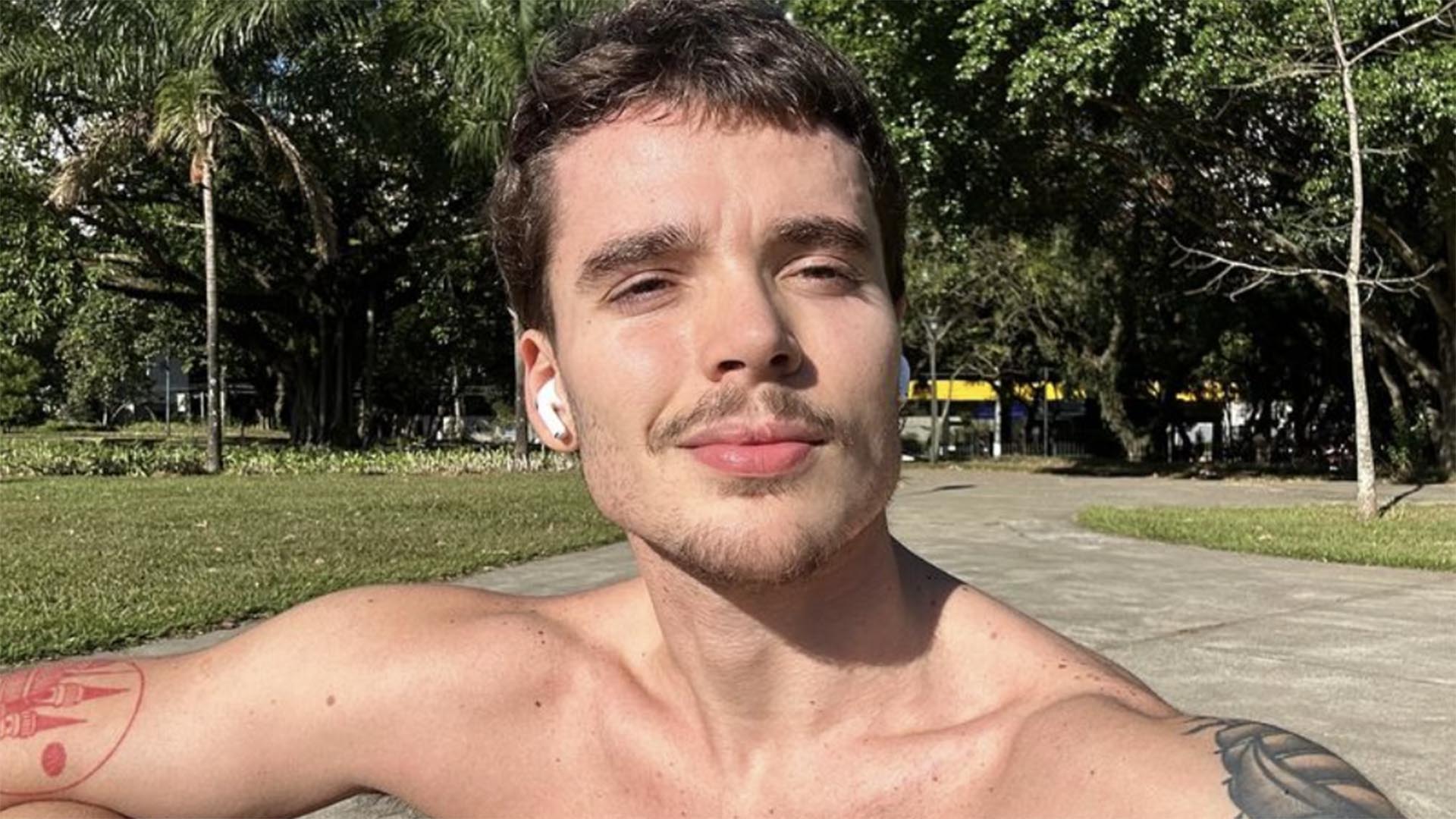 Marido de Sasha Meneghel rebate alfinetada de internauta: ‘Já uso’