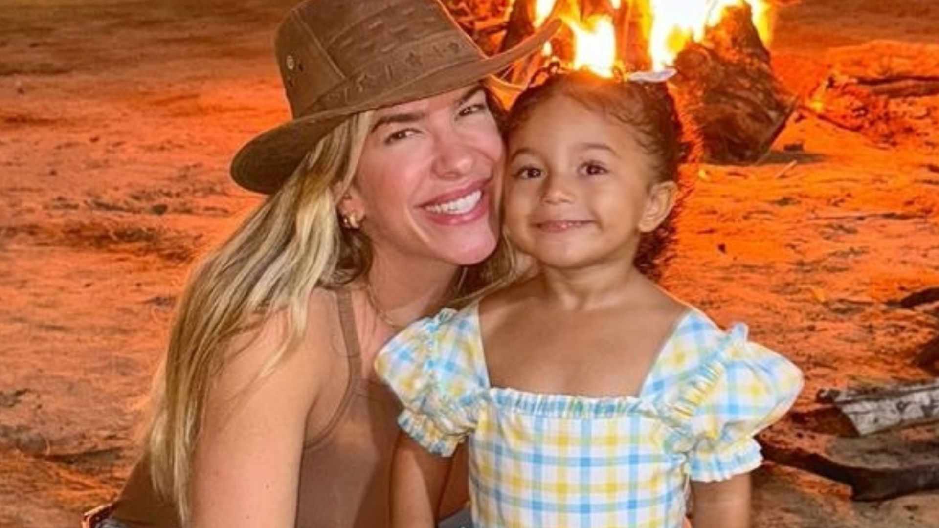 Lore Improta mostra Liz vivendo tradição da família: ‘Faço questão’