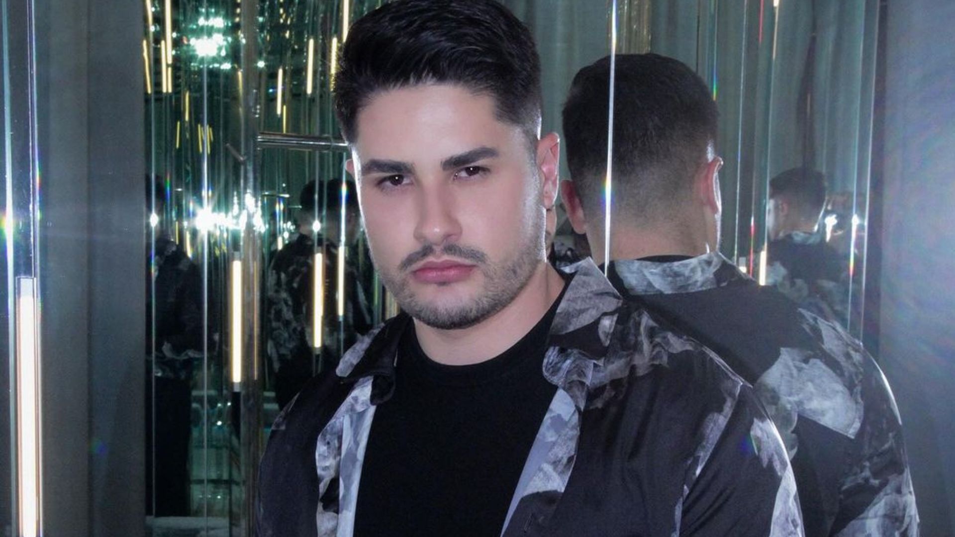 Lucas Souza é hospitalizado ao ter vídeo pessoal exposto com antigo affair