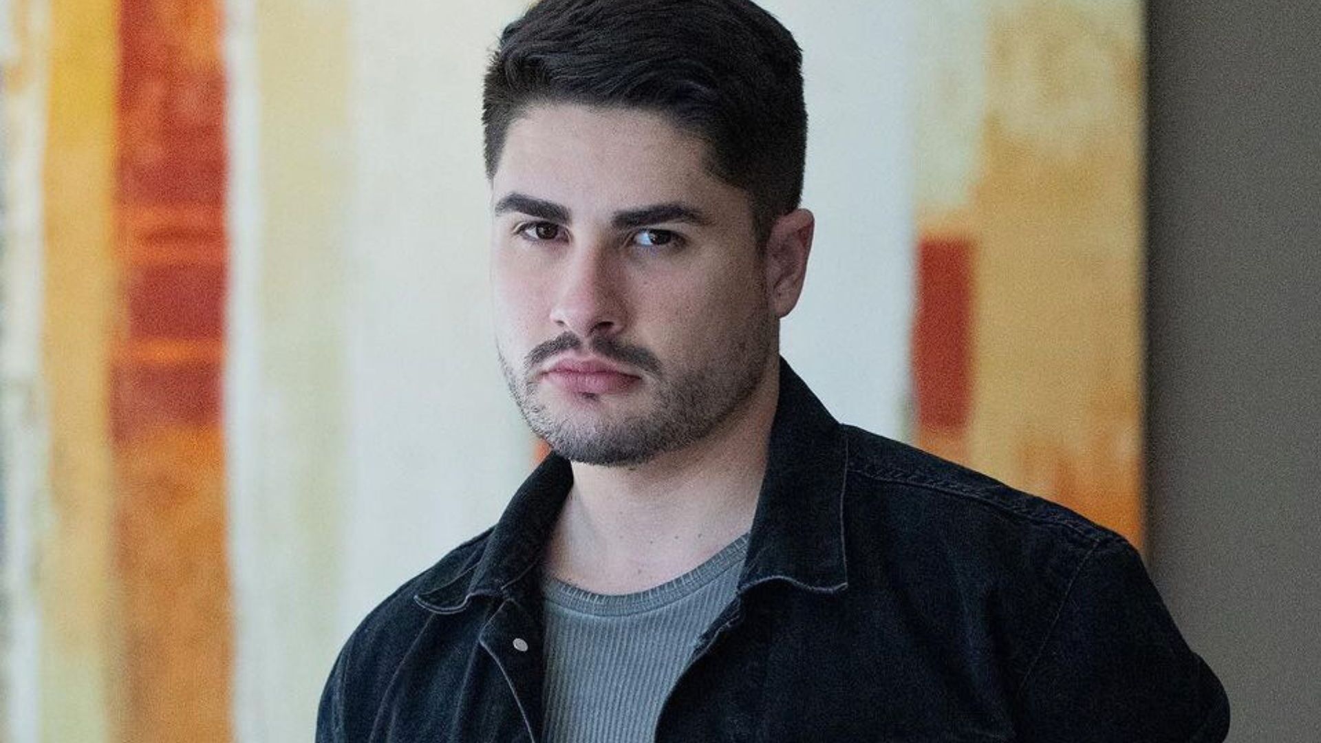 Equipe de Lucas Souza atualiza estado de saúde do influenciador após crise
