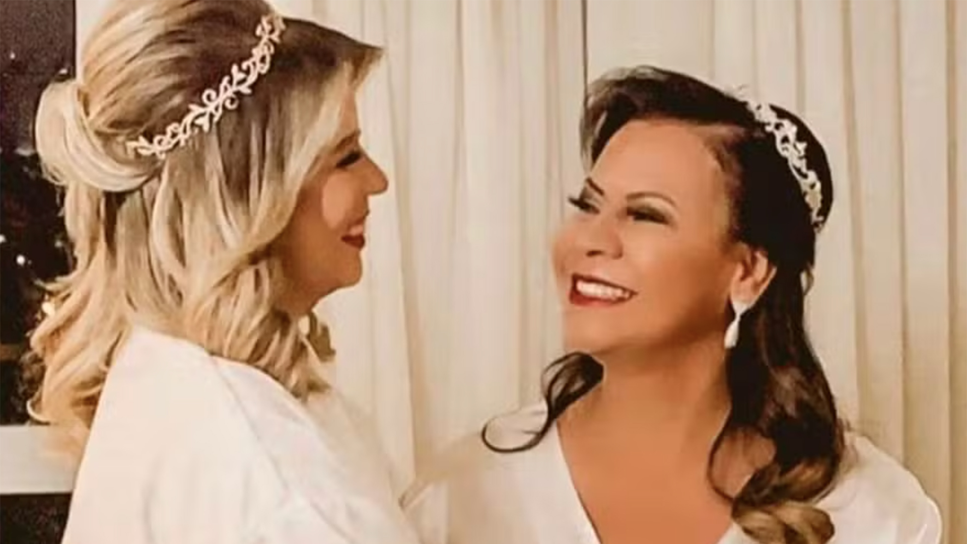 Marília Mendonça e Dona Ruth